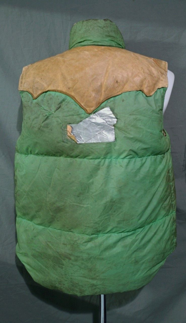Rocky Mountain Featherbed Vintage 70s Rocky Mountain Distressed Puffle Veast. Size US M / EU 48-50 / 2 - 9 Thumbnail