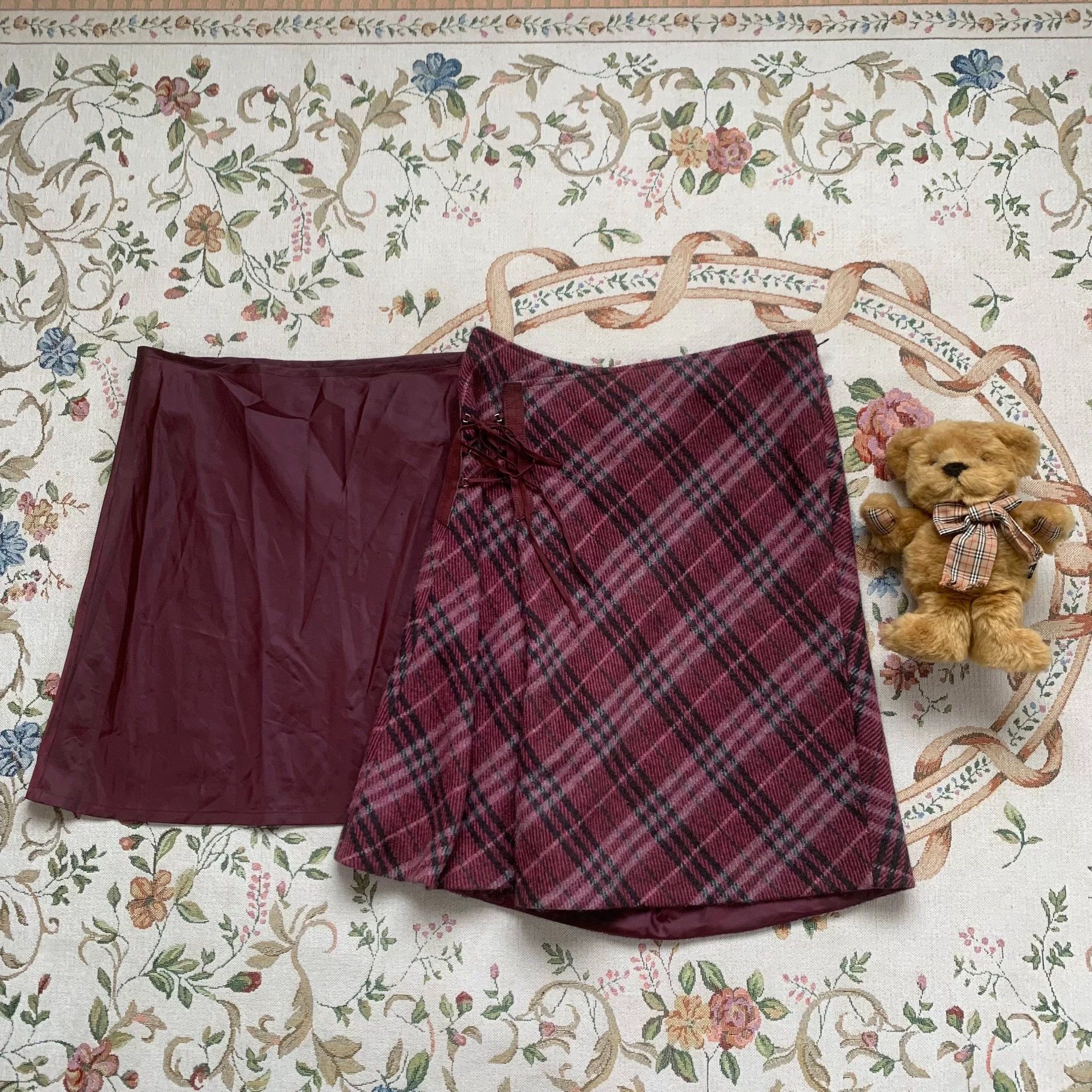 Burberry Plaid Wool Mini Skirt Set - dmc