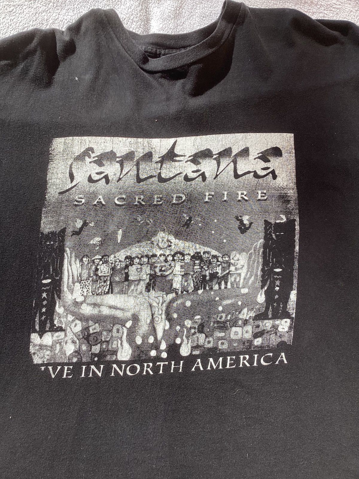 Band Tees Vtg 1995 Santana sacred fire Ve North America band Tee tour Size US XL / EU 56 / 4 - 2 Thumbnail