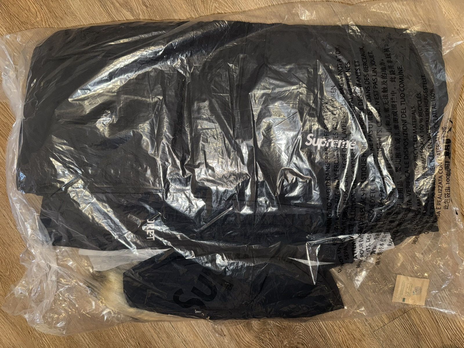 Supreme Supreme 2-In-1 Gore-Tex Parka + Reversible Size US L / EU 52-54 / 3 - 6 Thumbnail