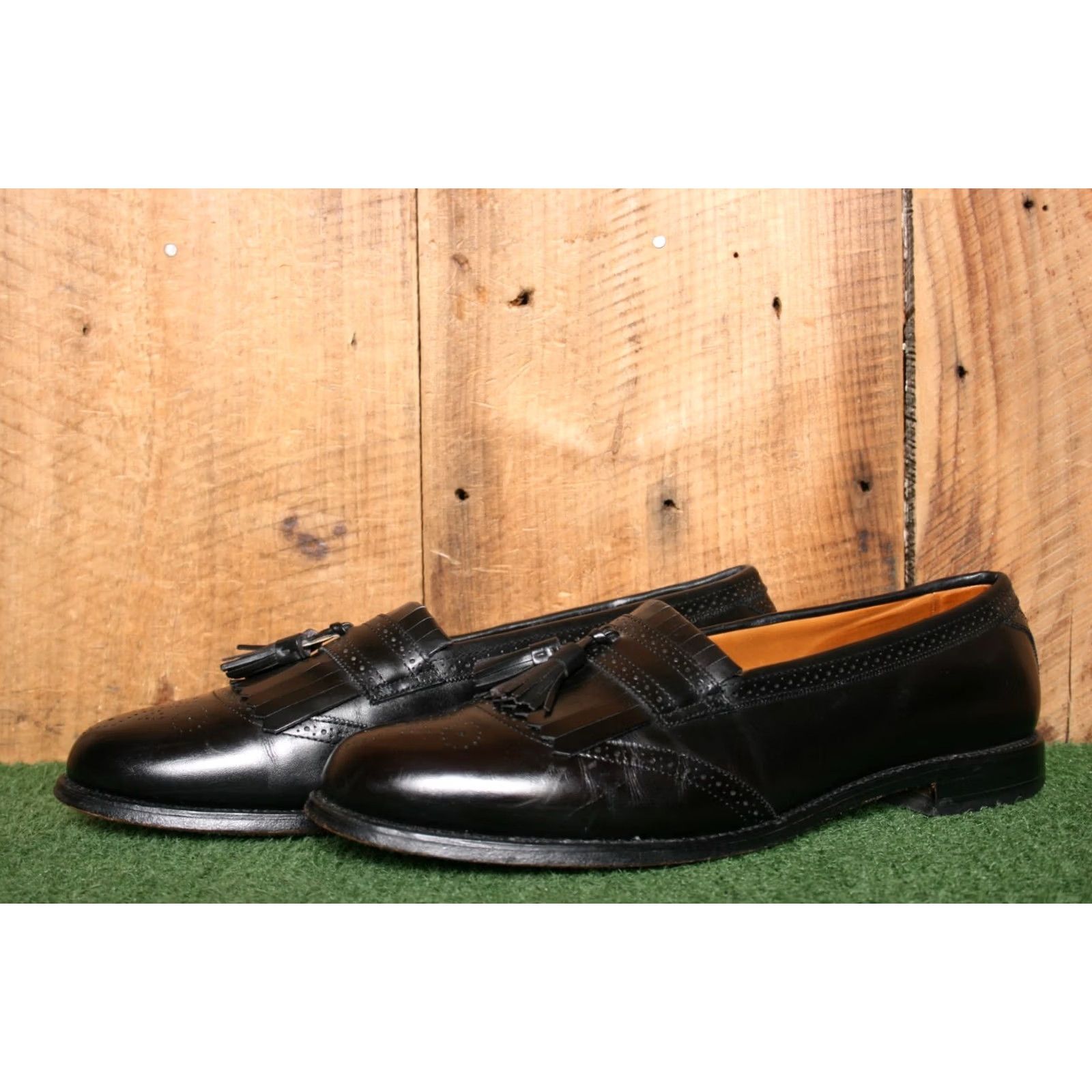 Allen Edmonds ALLEN EDMONDS Bridgeton Dark Oxblood Leather Brogue Kiltie Tassel Loafers 14B Men Dress Slip On Oxford Shoes Color Oxblood Width B Size US 14 Size US 14 / EU 47 - 2 Thumbnail