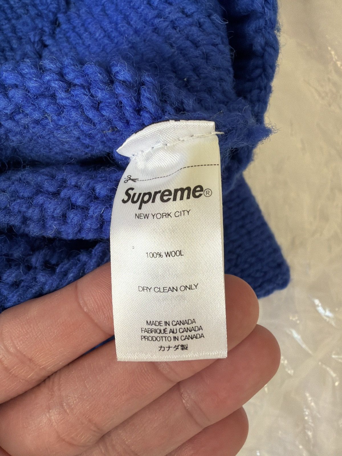 Supreme Supreme Box Logo Cowichan Sweater 'Royal' Size US S / EU 44-46 / 1 - 14 Thumbnail