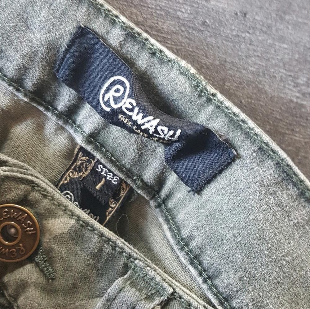 Designer Camo Faded Rewash Skinny Pant Size 30" / US 8 / IT 44 - 3 Thumbnail