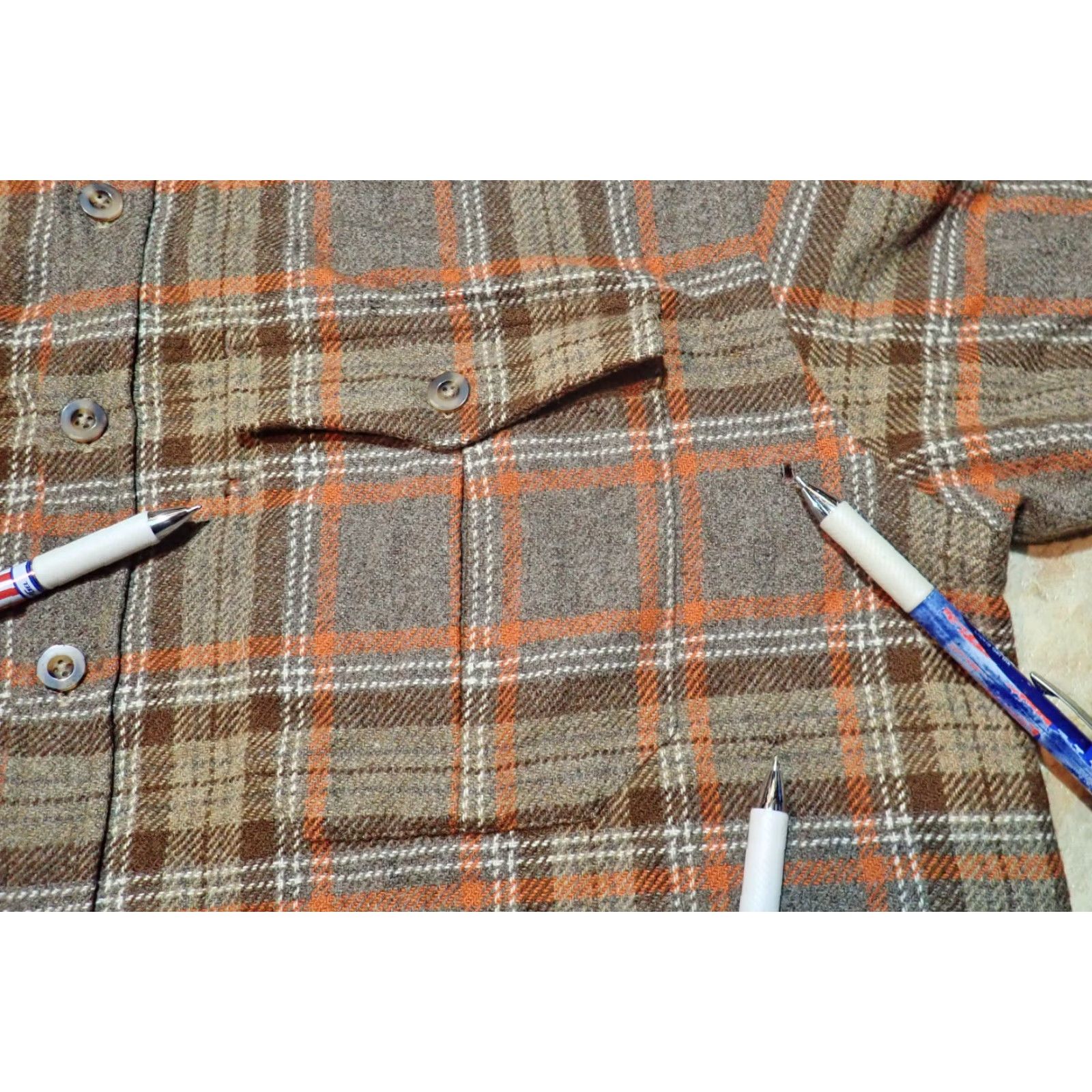 Vintage VINTAGE J. Peterman Adult Medium Wool Flannel Shirt Brown Gray Orange Plaid Button Down Long Sleeve Casual Mens Size US M / EU 48-50 / 2 - 6 Thumbnail