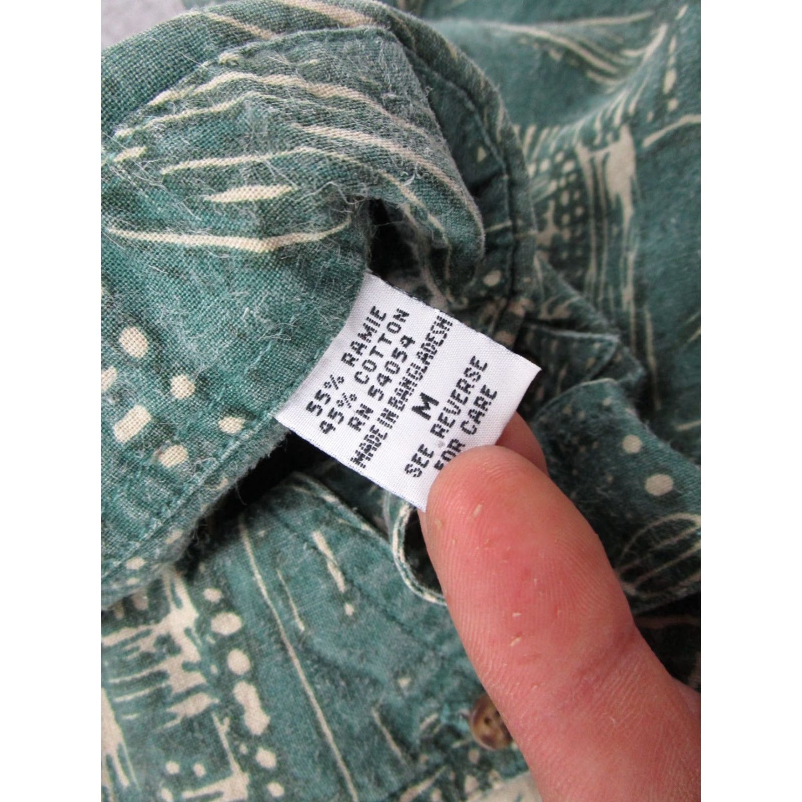 Bugle Boy VTG Bugle Boy Hawaiian Shirt Mens M Floral Aloha Tiki Palm Resort 90s Size US M / EU 48-50 / 2 - 4 Thumbnail