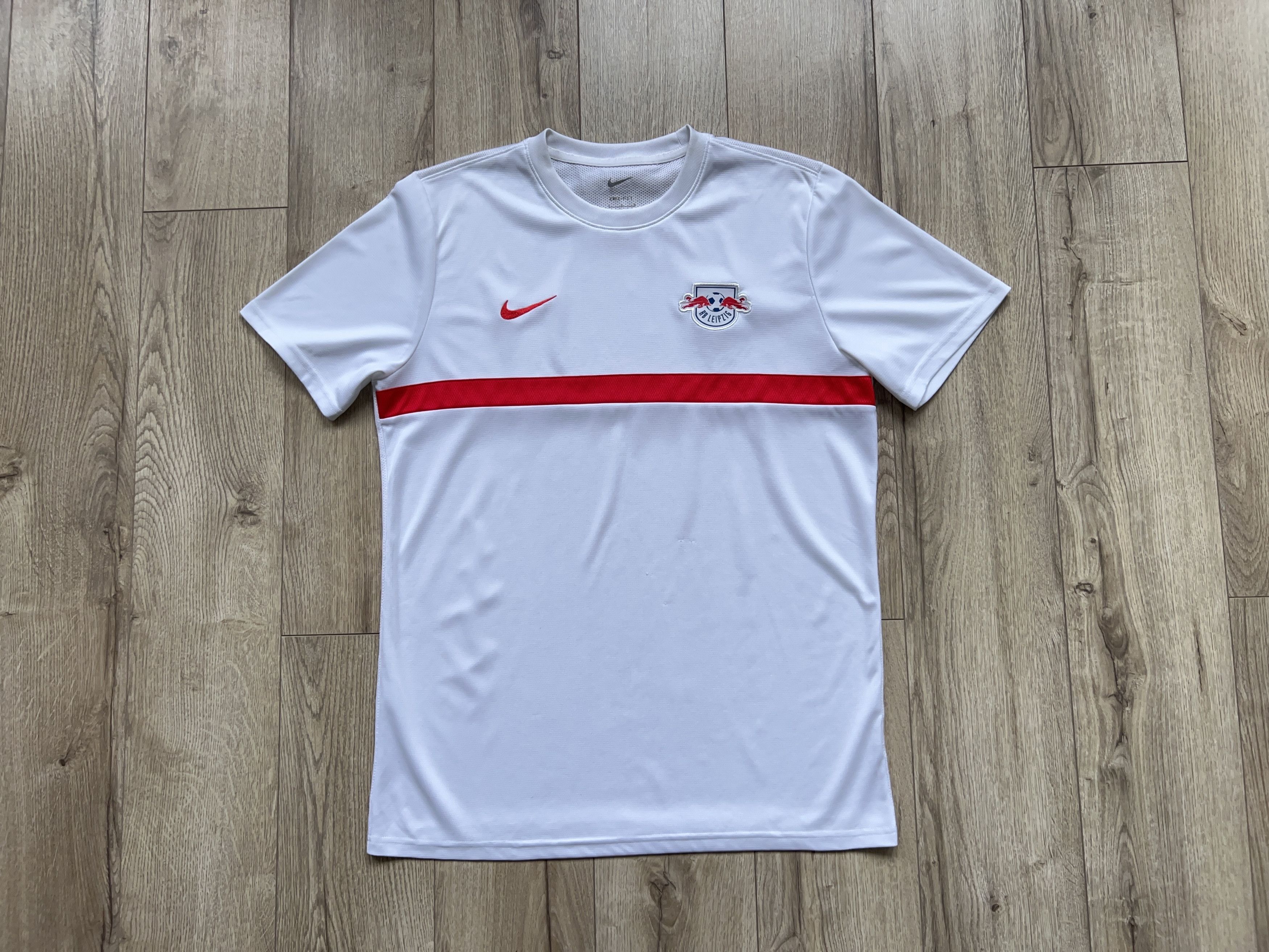Nike Mens Leipzig White Football Soccer Shirt Jersey Size L Size US L / EU 52-54 / 3 - 1 Thumbnail