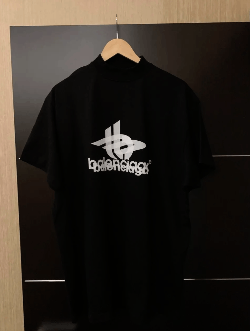 Balenciaga Balenciaga black T-shirt Size US S / EU 44-46 / 1 - 1 Thumbnail