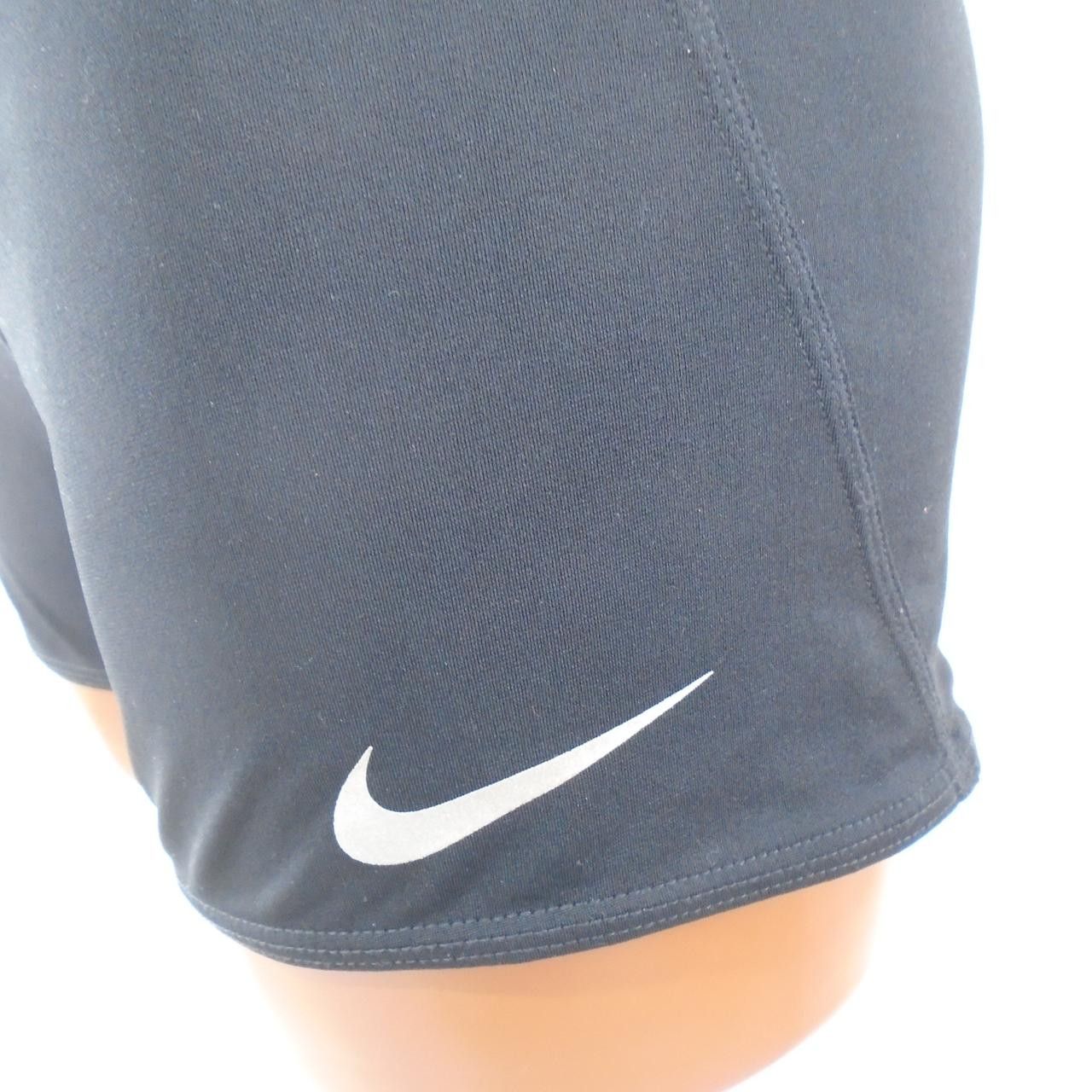 Nike Women's Shorts Nike Size 36" / US 14 / IT 50 - 3 Thumbnail