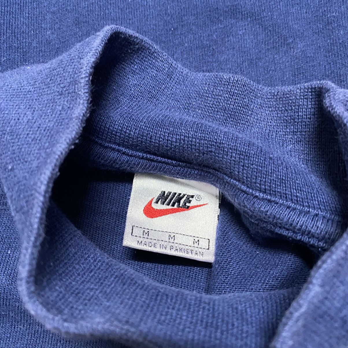 Vintage Vintage 90s Nike Turtleneck Longsleeve Swoosh Size US M / EU 48-50 / 2 - 11 Thumbnail