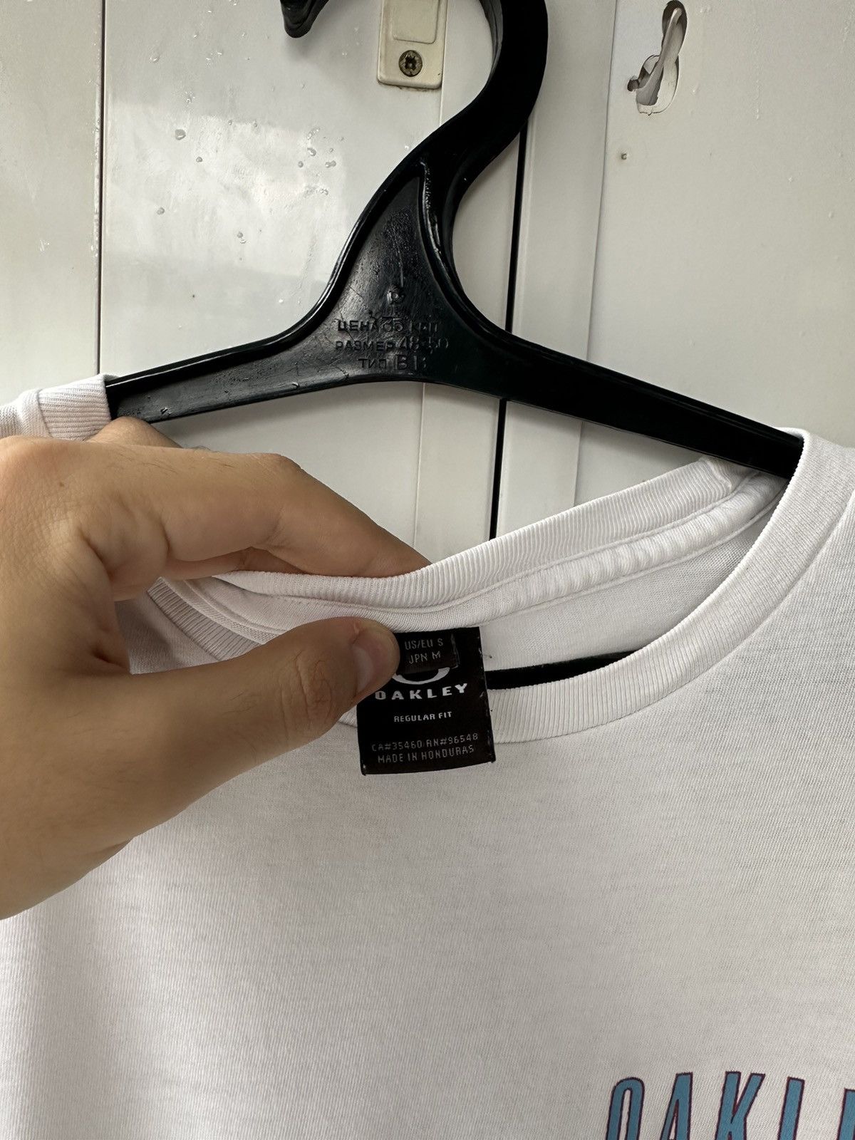 Oakley Vintage Oakley T-shirt Streetwear logo Style Size US M / EU 48-50 / 2 - 9 Thumbnail