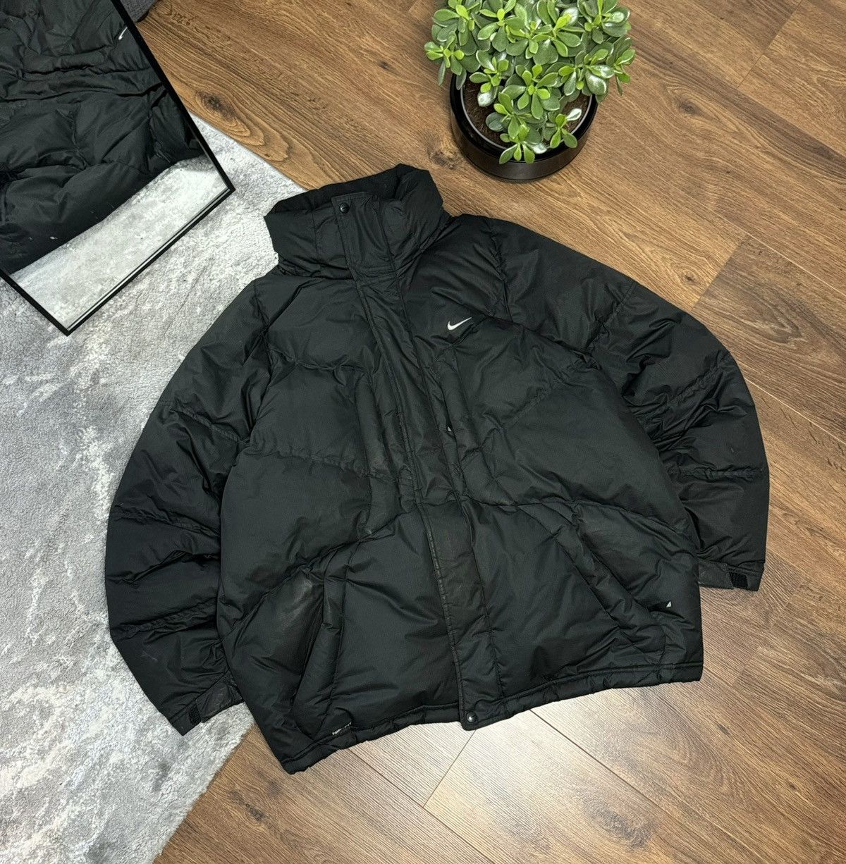 image of 00S Nike Vintage Mini Swoosh Oversize Down Jacket Y2K Drill in Black, Men's (Size XL)