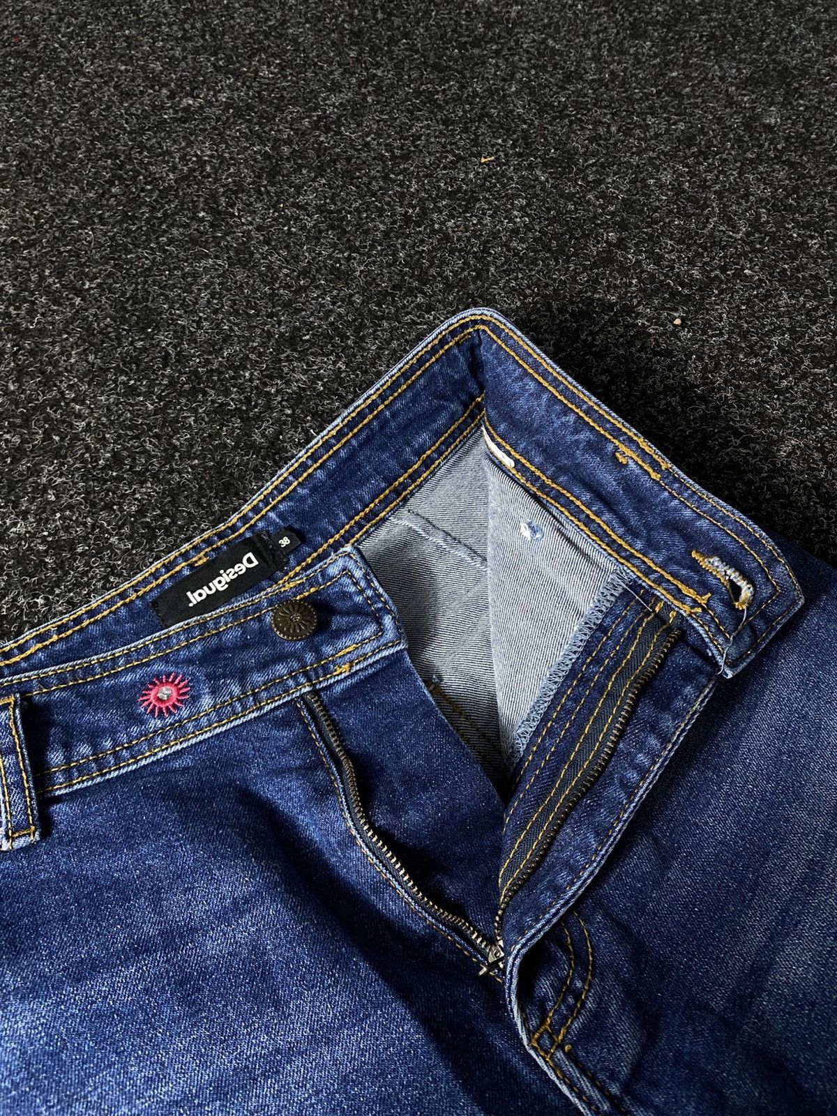 Desigual × If Six Was Nine × Vintage Vintage 90s Y2K Desigual Jeans baggy pants Size 26" / US 2 / IT 38 - 6 Thumbnail