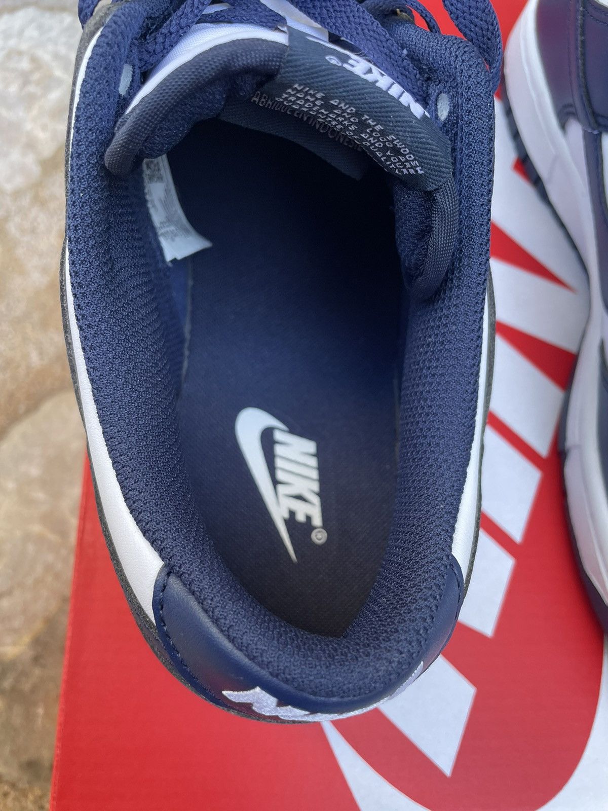 Nike Dunk low retro blue navy Size US 11 / EU 44 - 9 Thumbnail