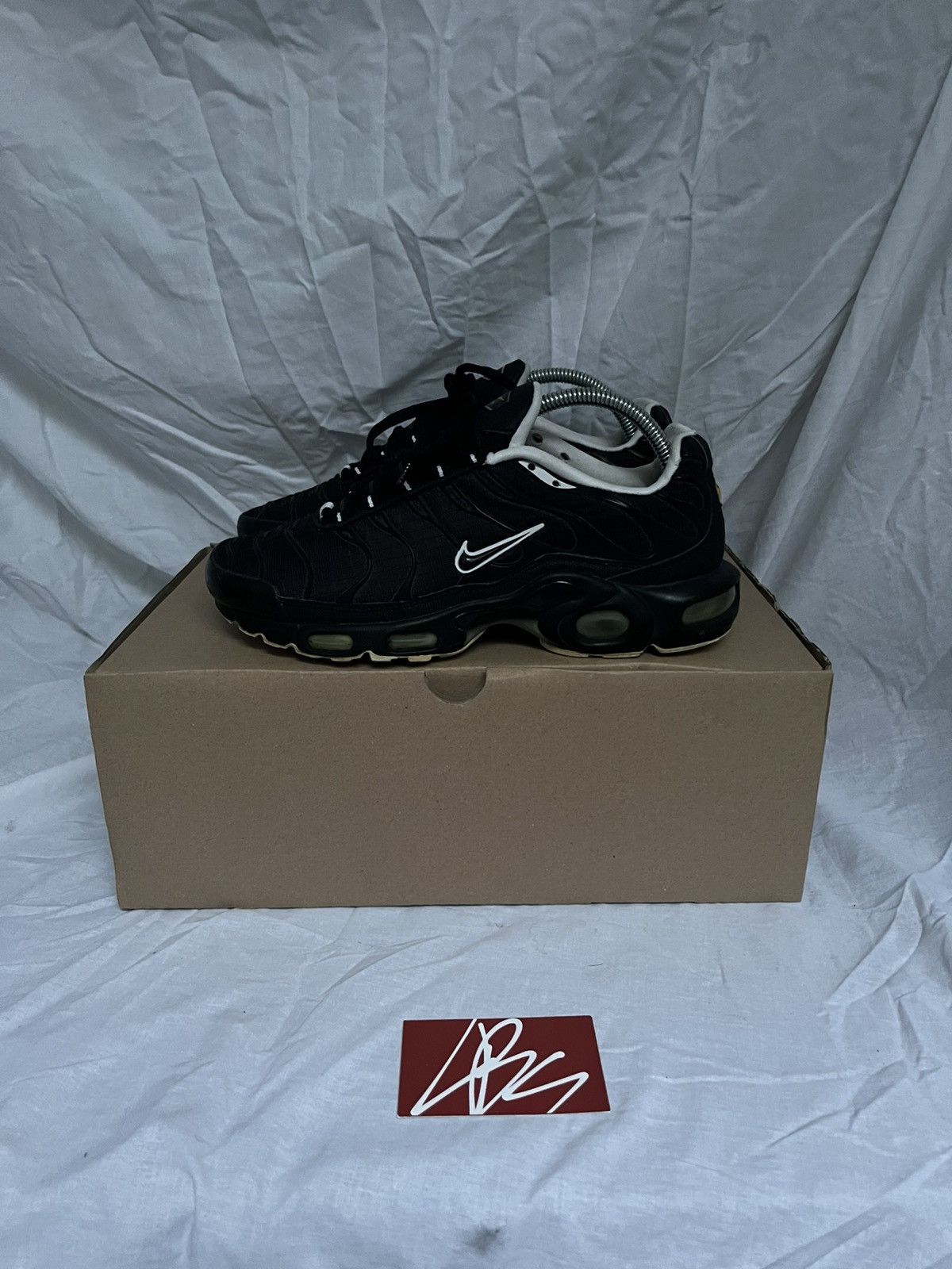 Nike Nike Air Max Plus 1 « Black Black White »🏴‍☠️ Size US 8.5 / IT 38.5 - 1 Thumbnail