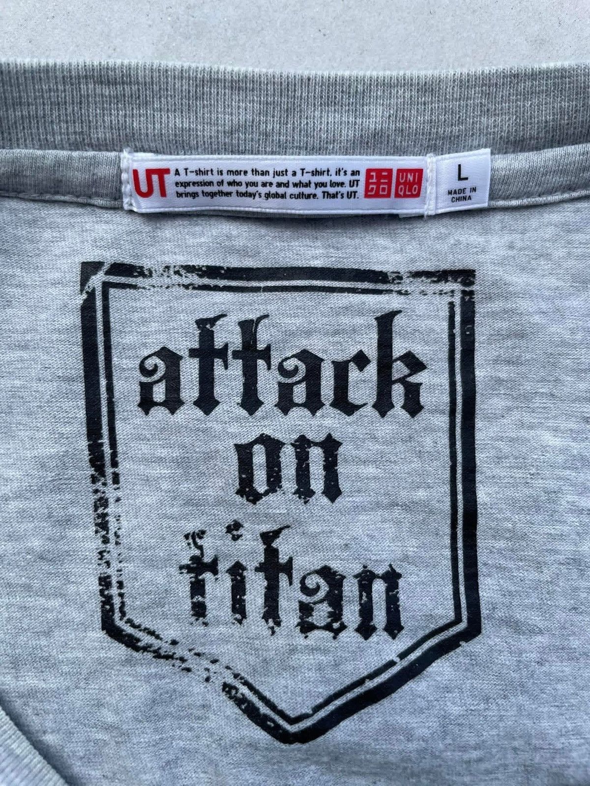 Vintage 🔥Accept Binding Offer🔥 Attack On Titan Size US M / EU 48-50 / 2 - 4 Thumbnail