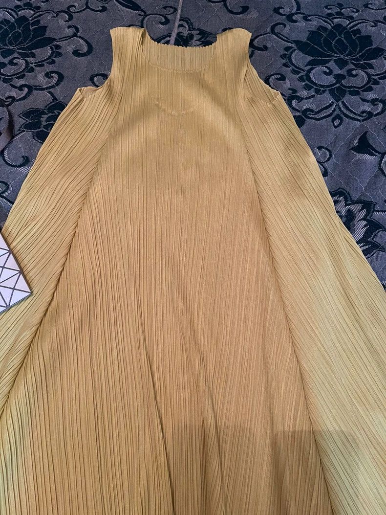 Issey Miyake Issey Miyake Kelp sleeveless dress Size S / US 4 / IT 40 - 2 Thumbnail