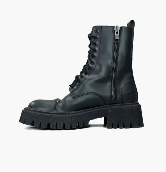 Balenciaga Balenciaga short Dr. Martens Size US 7 / EU 40 - 4 Thumbnail