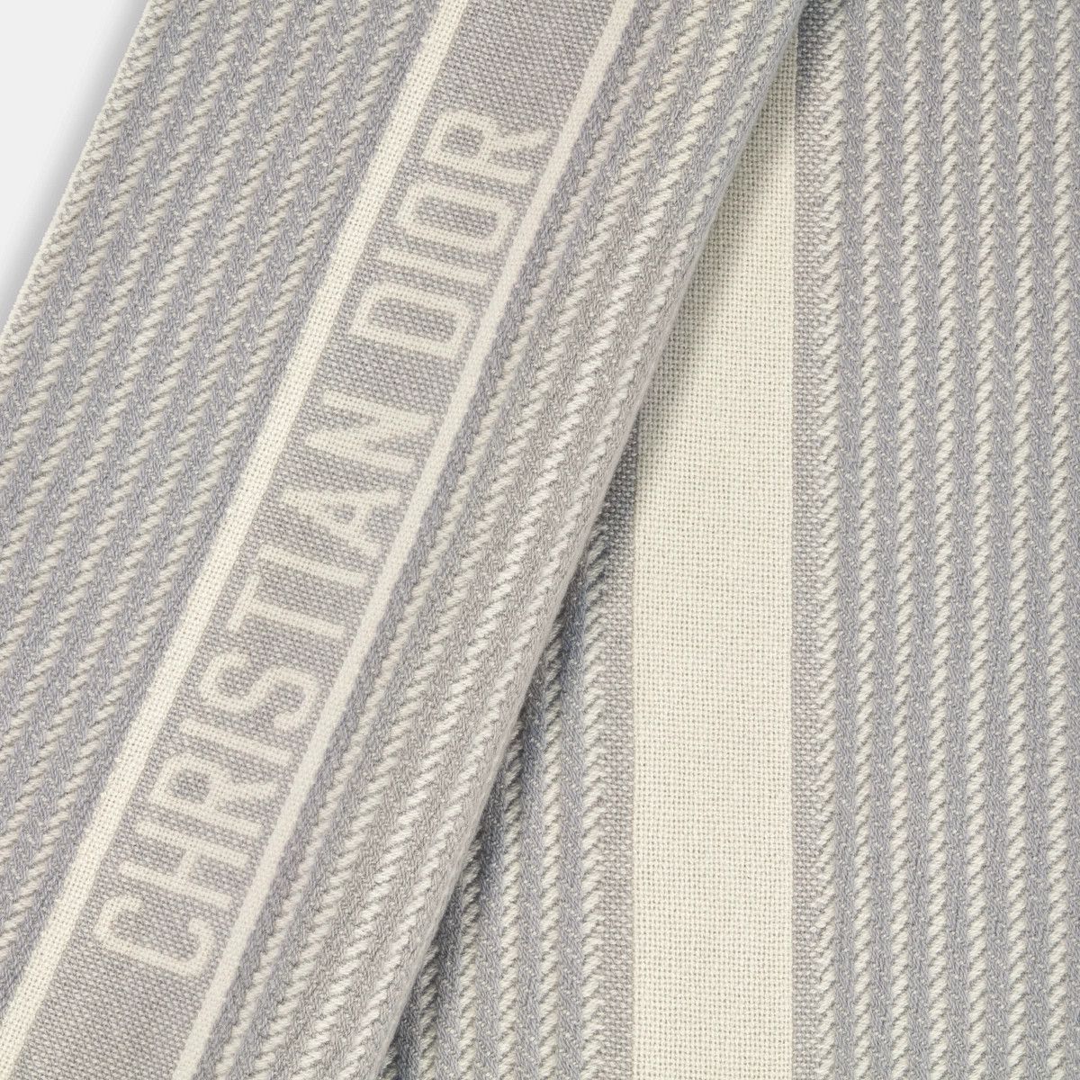 Dior o1bcso1str0226 Size:OS/Sporty Scarf in Grey Size ONE SIZE - 4 Thumbnail