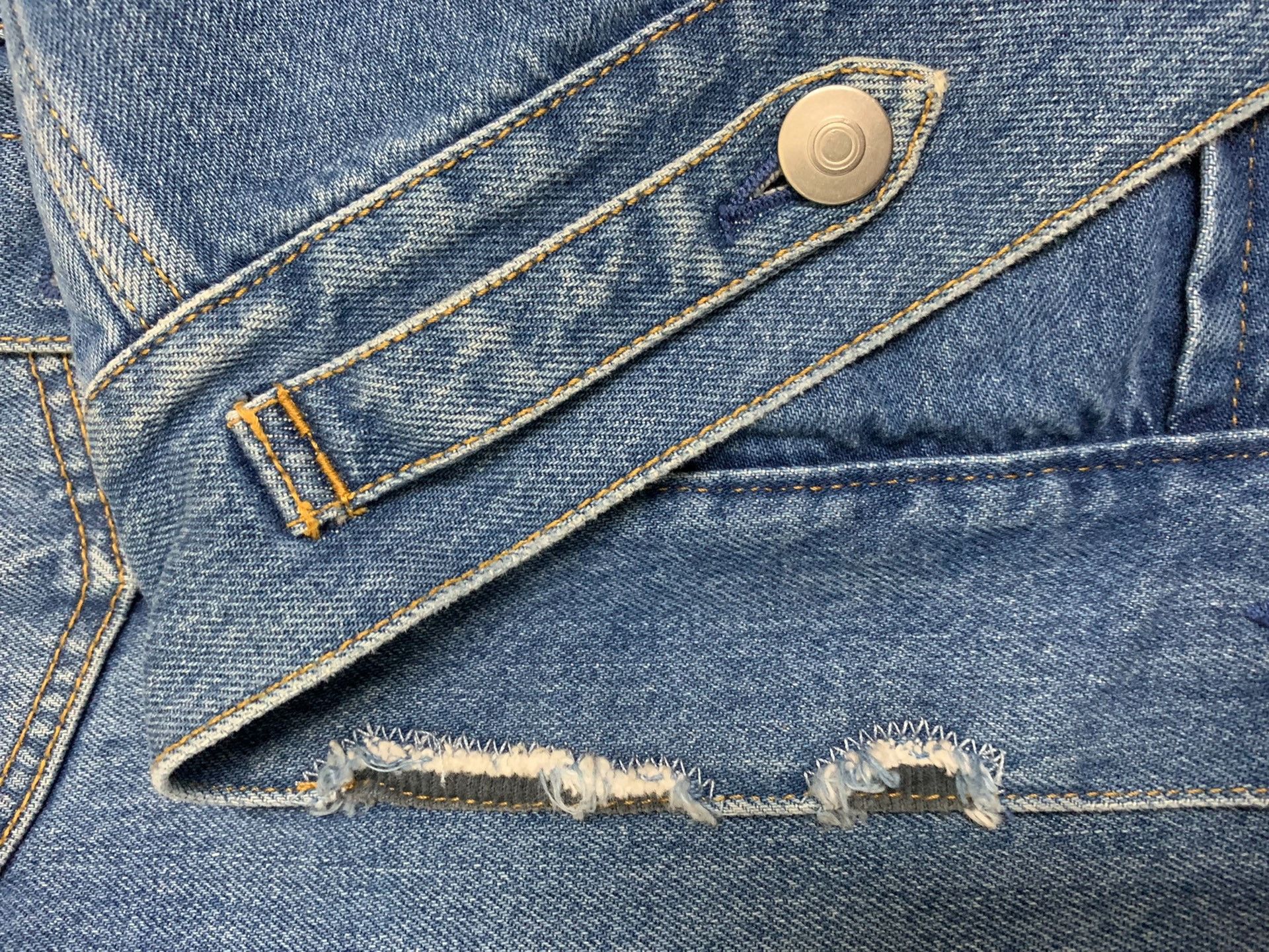 Maison Margiela Maison Margiela SS17 short version destroys denim jacket 25 Size US M / EU 48-50 / 2 - 6 Thumbnail