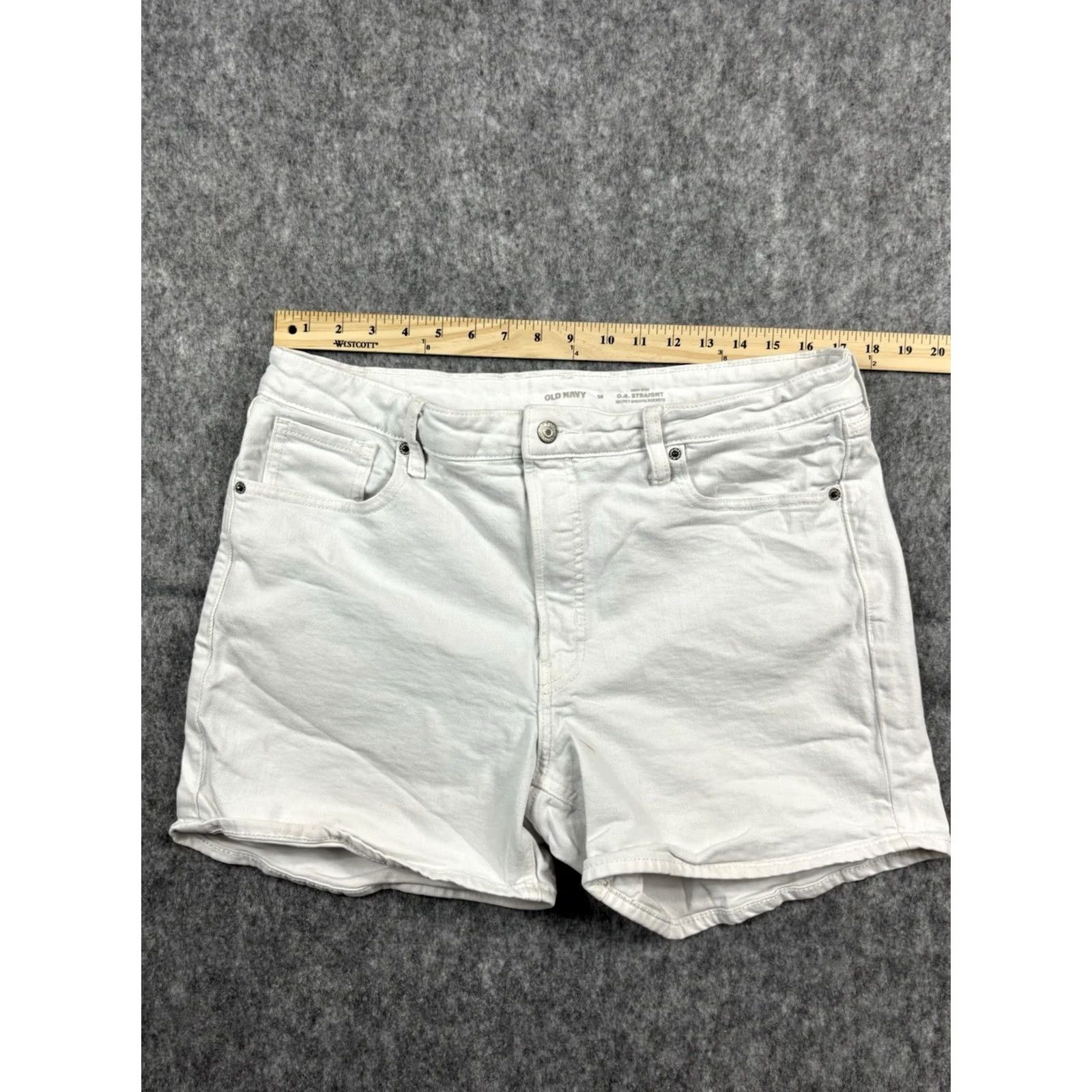Old Navy Old Navy Women's Denim Shorts High-Rise OG Straight Cuffed White Size 16 Size 38" / US 16 / IT 52 - 3 Thumbnail