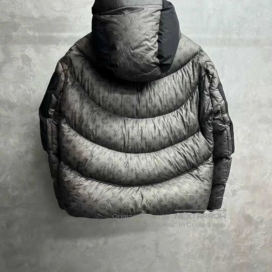 Louis Vuitton louis vuitton gray padded hooded jacket. Size US M / EU 48-50 / 2 - 2 Thumbnail