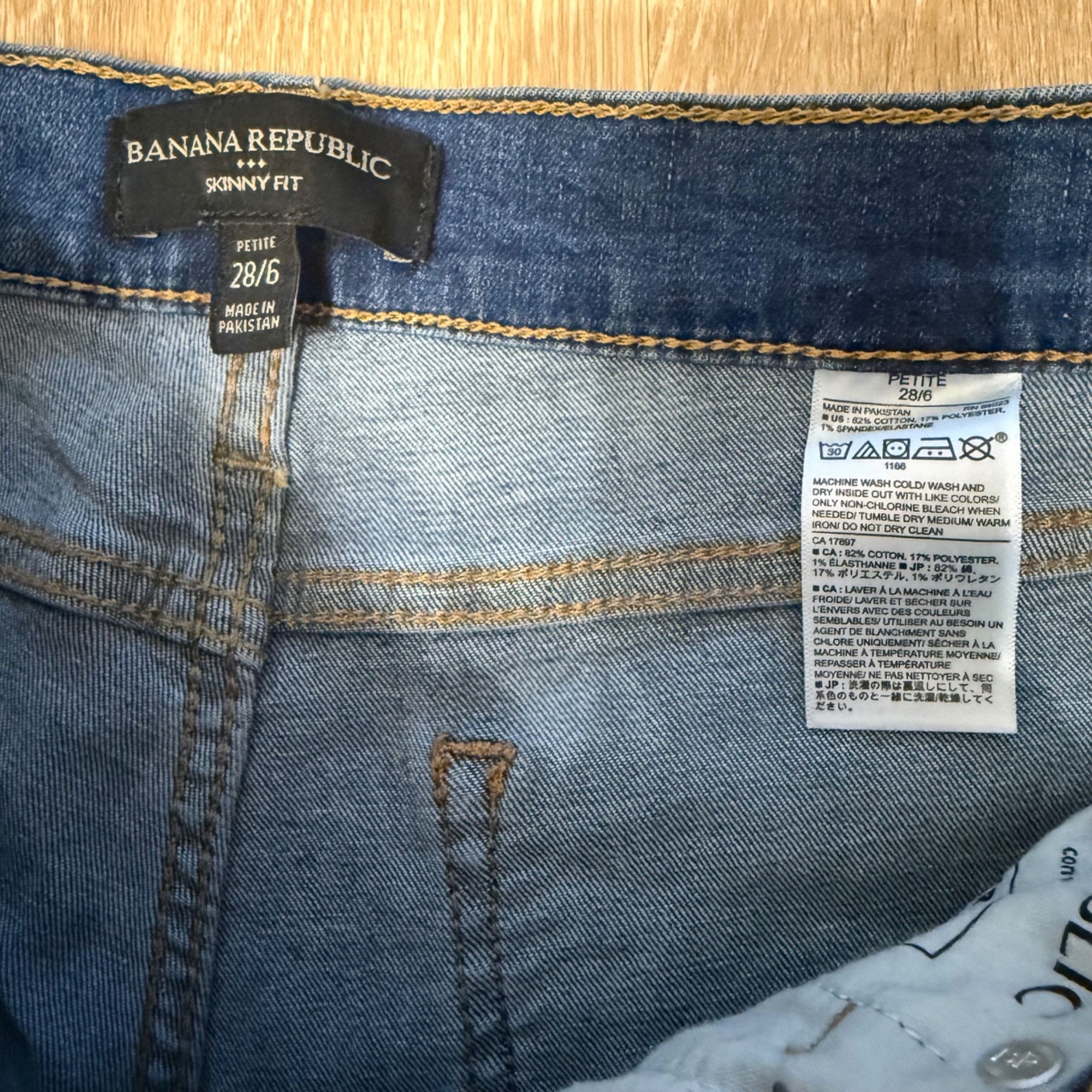 Banana Republic Banana Republic Petite Skinny Fit Blue Washwell Denim Jeans Size 28" / US 6 / IT 42 - 3 Thumbnail