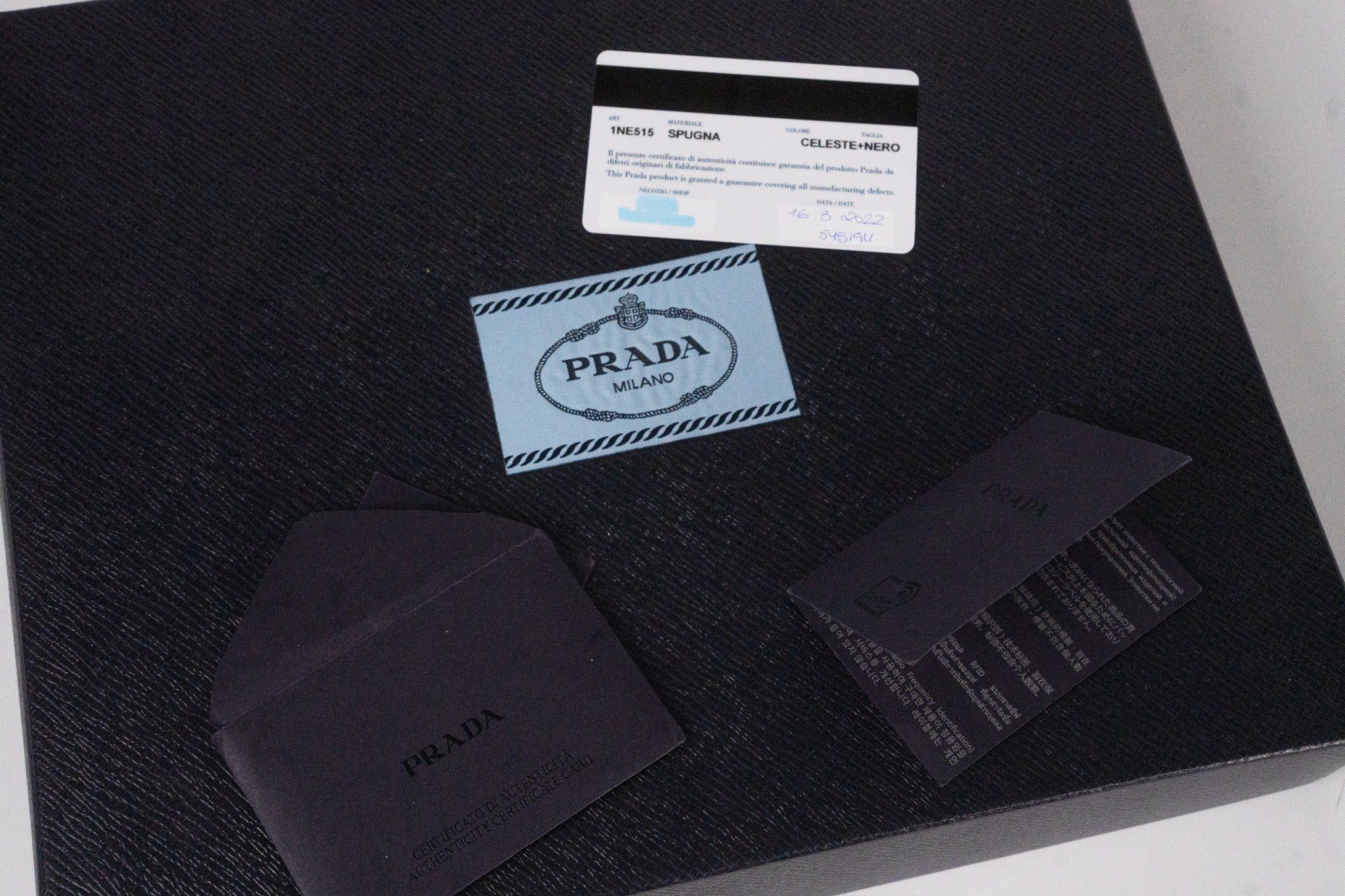 Prada Prada Re-Edition 2000 Terry Mini Shoulder Bag Size ONE SIZE - 11 Thumbnail