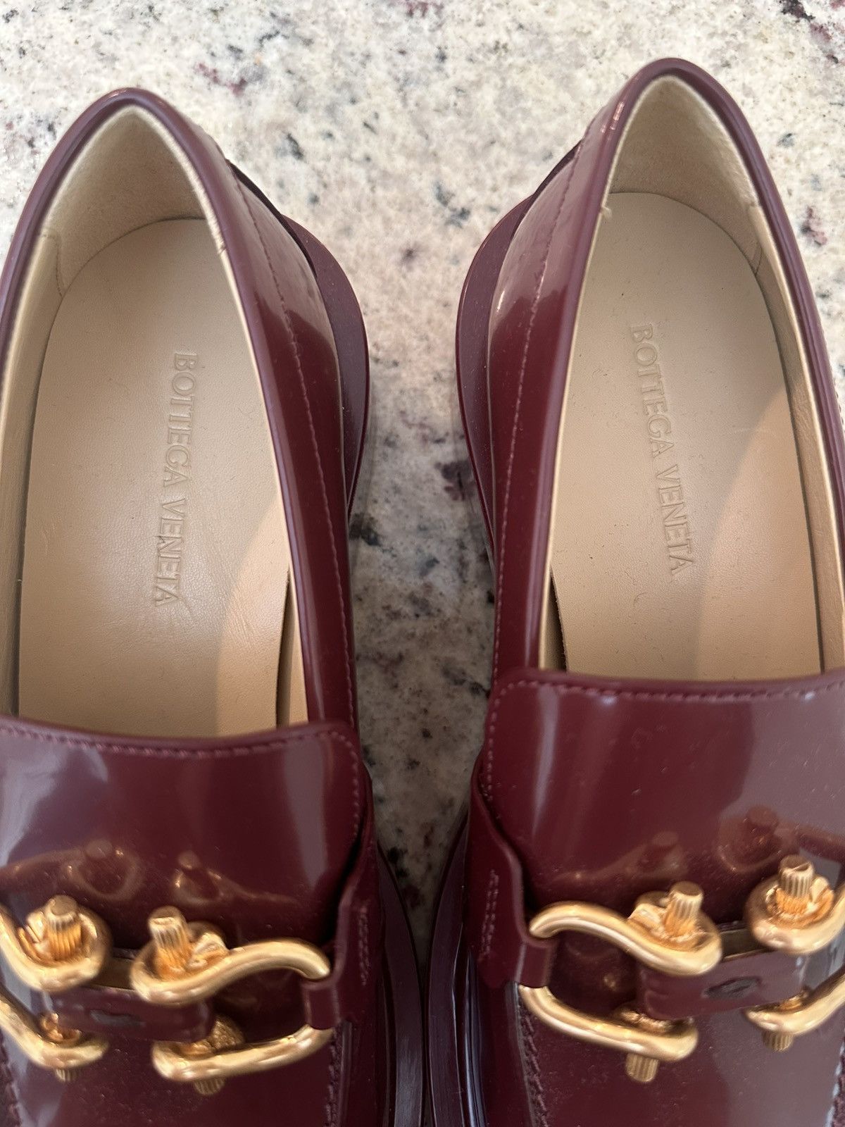 Bottega Veneta Bottega Veneta BRAND NEW UNUSED Maroon Loafers w Gold Buckle Size US 9 / IT 39 - 6 Thumbnail