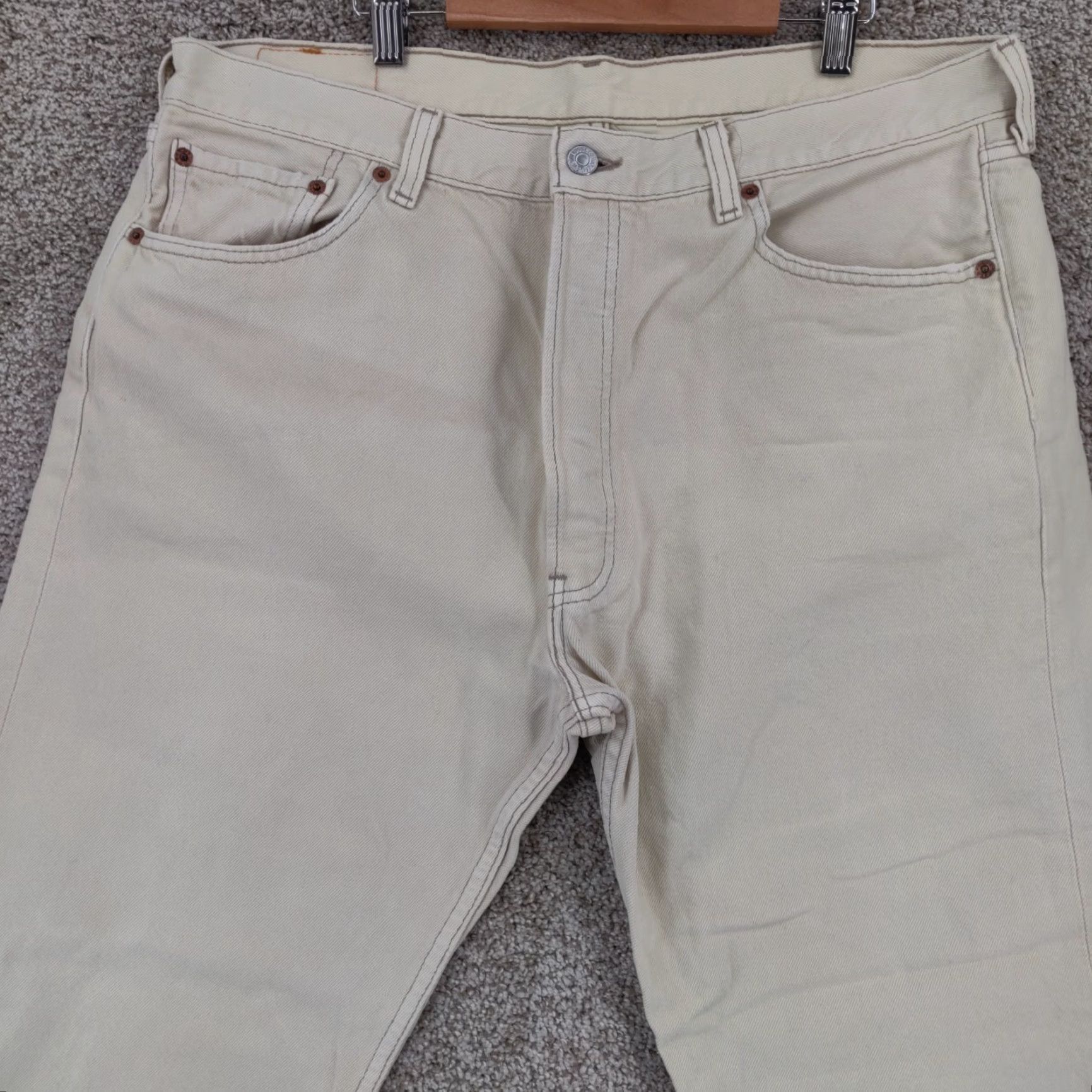 Levi's VINTAGE Levi's 501 Jeans Mens Regular Beige 38x30 (Fits 36x28) Button Fly USA 90s Size US 38 / EU 54 - 2 Thumbnail