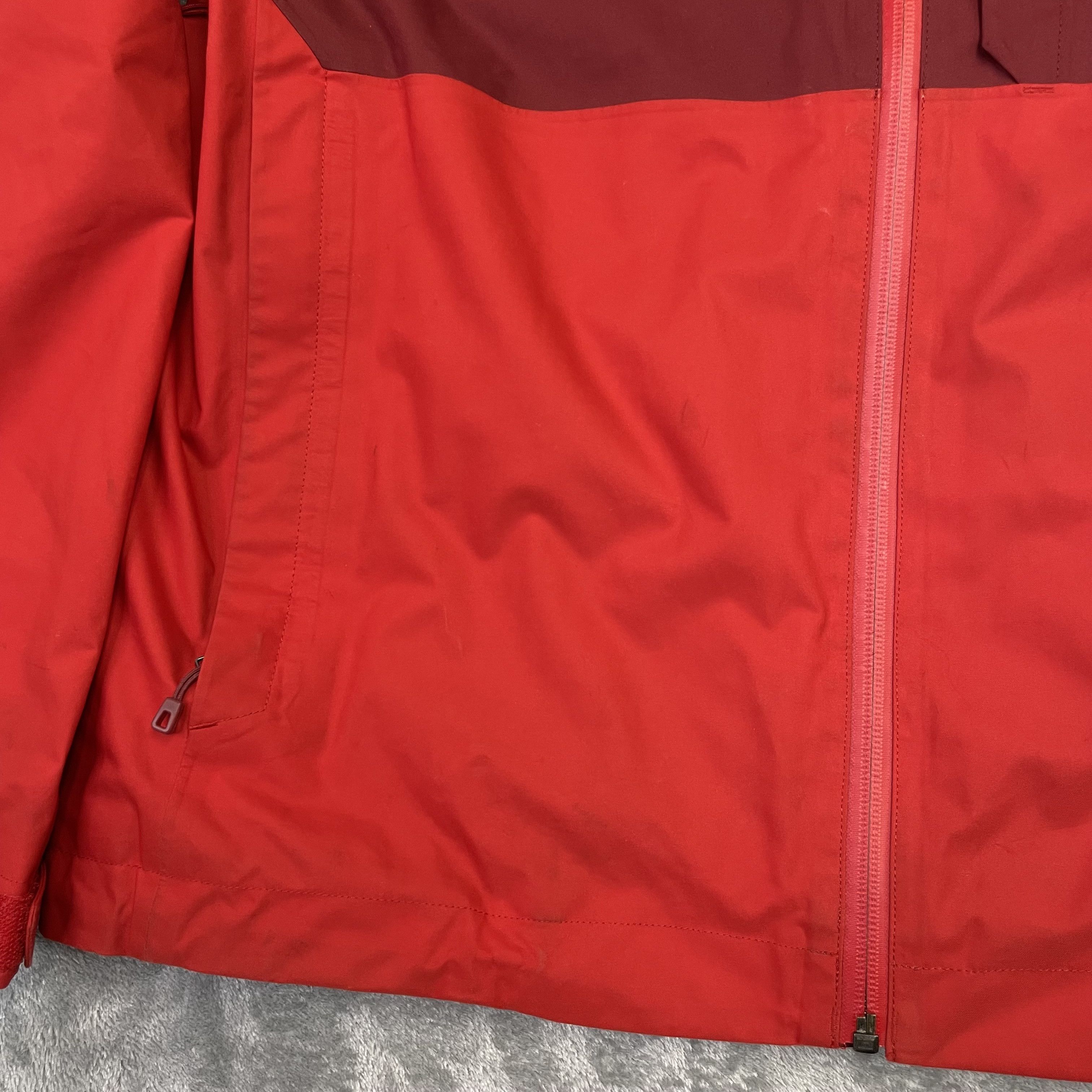 Vintage Patagonia SnowShot Recco Red Insulated Jacket with Hood Size US M / EU 48-50 / 2 - 5 Thumbnail