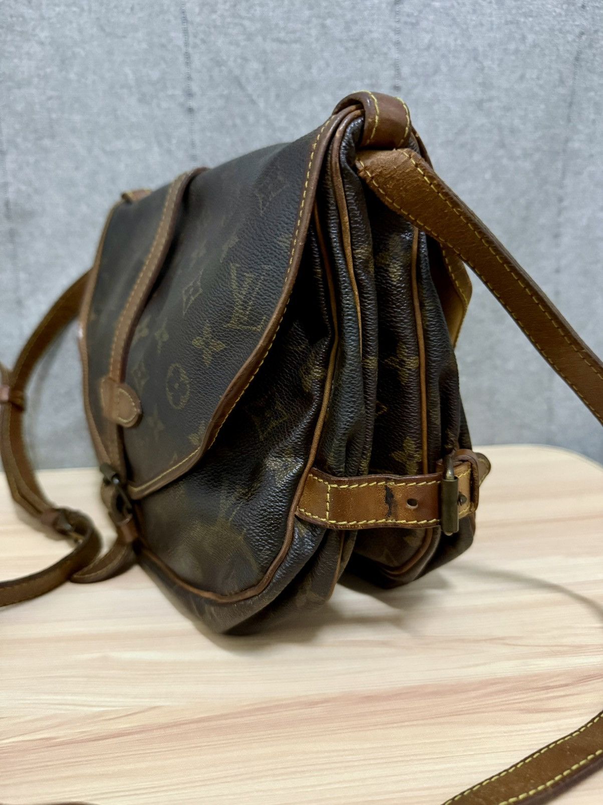 Louis Vuitton Louis Vuitton Monogram Saumur 30 shoulder bag Size ONE SIZE - 5 Thumbnail