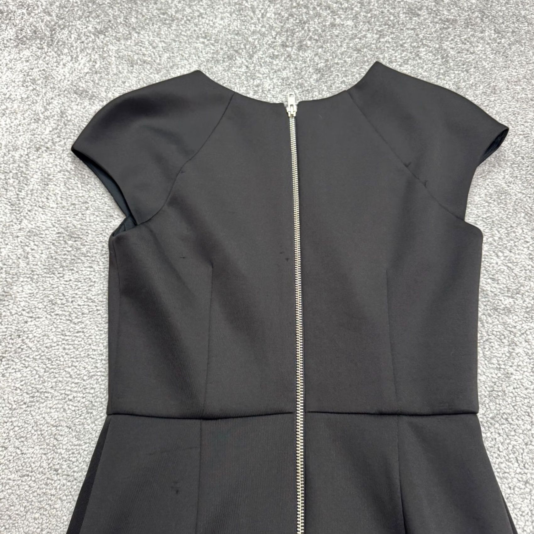 Bebe BeBe Cap Sleeve Mini Sheath Dress Womens Small Black Round Neck Classic Workwear Size S / US 4 / IT 40 - 3 Thumbnail