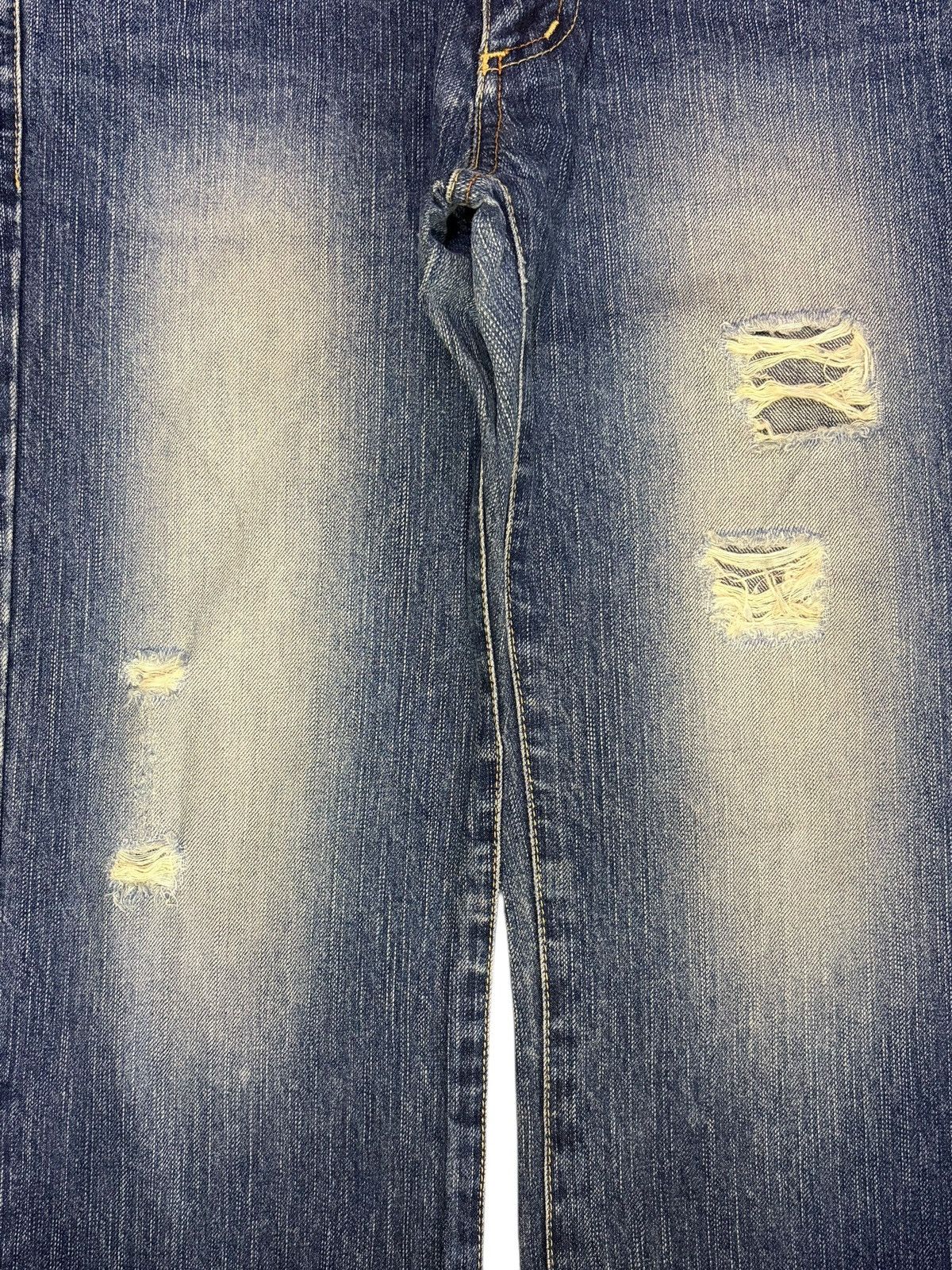Tommy Hilfiger Vintage Tommy Girl Faded Wash Distressed Jeans Size 30" / US 8 / IT 44 - 3 Thumbnail