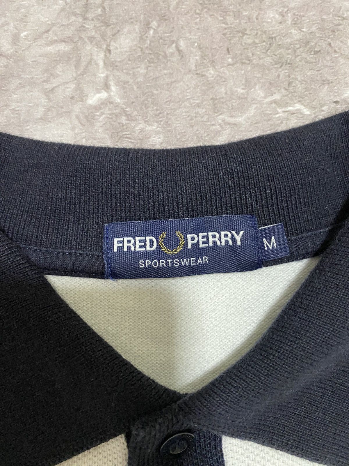 Fred Perry Vintage Y2K Sportswear Fred Perry Long Sleeve Polo T Shirt Size US M / EU 48-50 / 2 - 12 Thumbnail