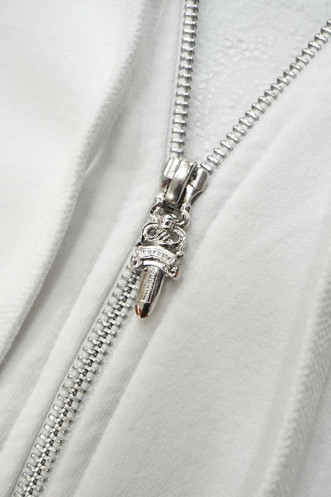 Chrome Hearts Chrome Hearts Vertical Logo White Zip Up Size US M / EU 48-50 / 2 - 4 Thumbnail
