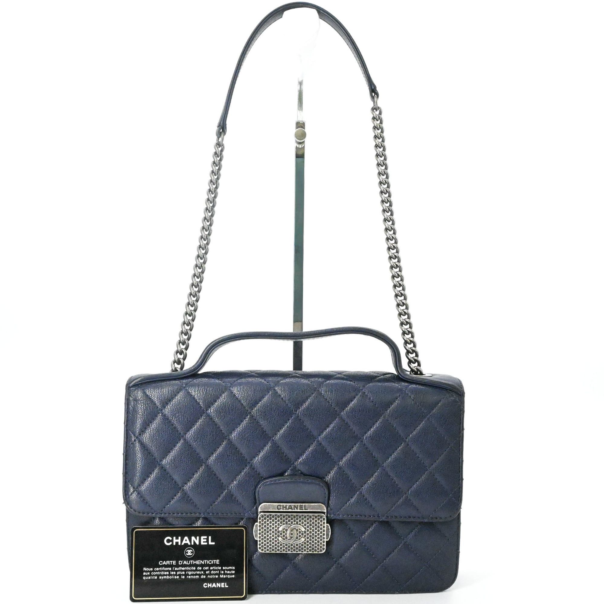 Chanel CHANEL Matelassé Shoulder Bag/Handbag with Chain, Navy, Women's Size ONE SIZE - 1 Thumbnail