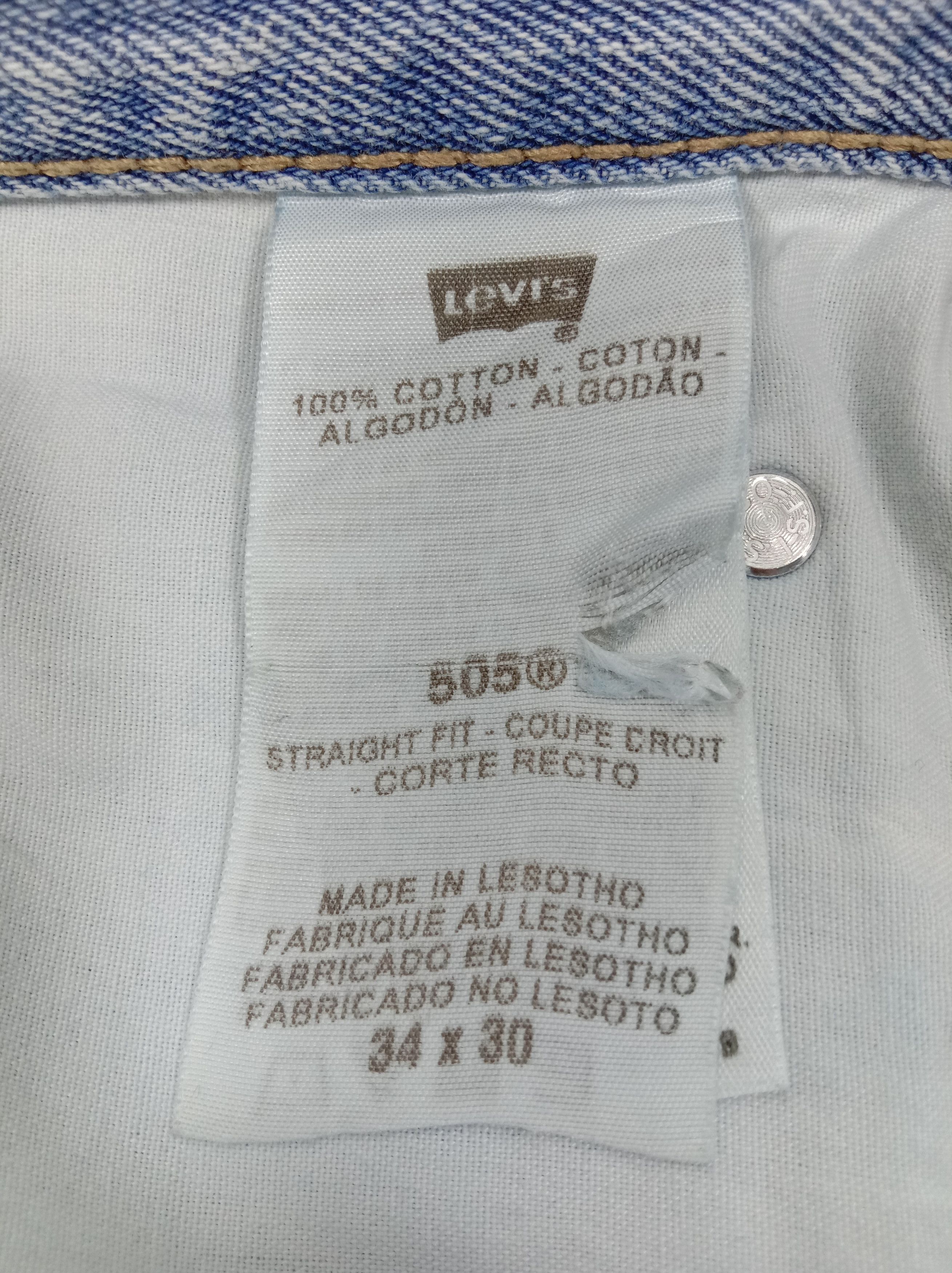 Levi's Vintage Levi's 505 Jeans Straight Fit Light Wash Denim Size US 34 / EU 50 - 13 Thumbnail