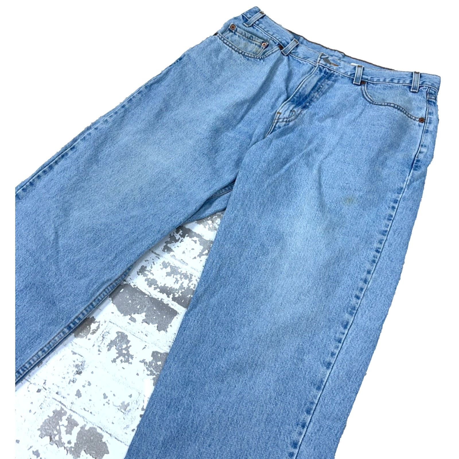 Levi's VINTAGE Levi's 550 Jeans Men 36 Relaxed Tapered 90s Blue Denim 5-Pocket Baggy Slim Fit Casual Mens Size US 36 / EU 52 - 5 Thumbnail