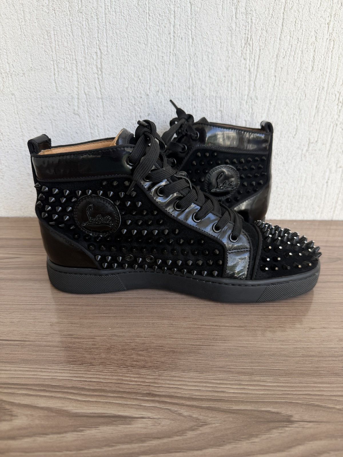 Christian Louboutin spiked louis junior trainers Size US 7 / EU 40 - 12 Thumbnail