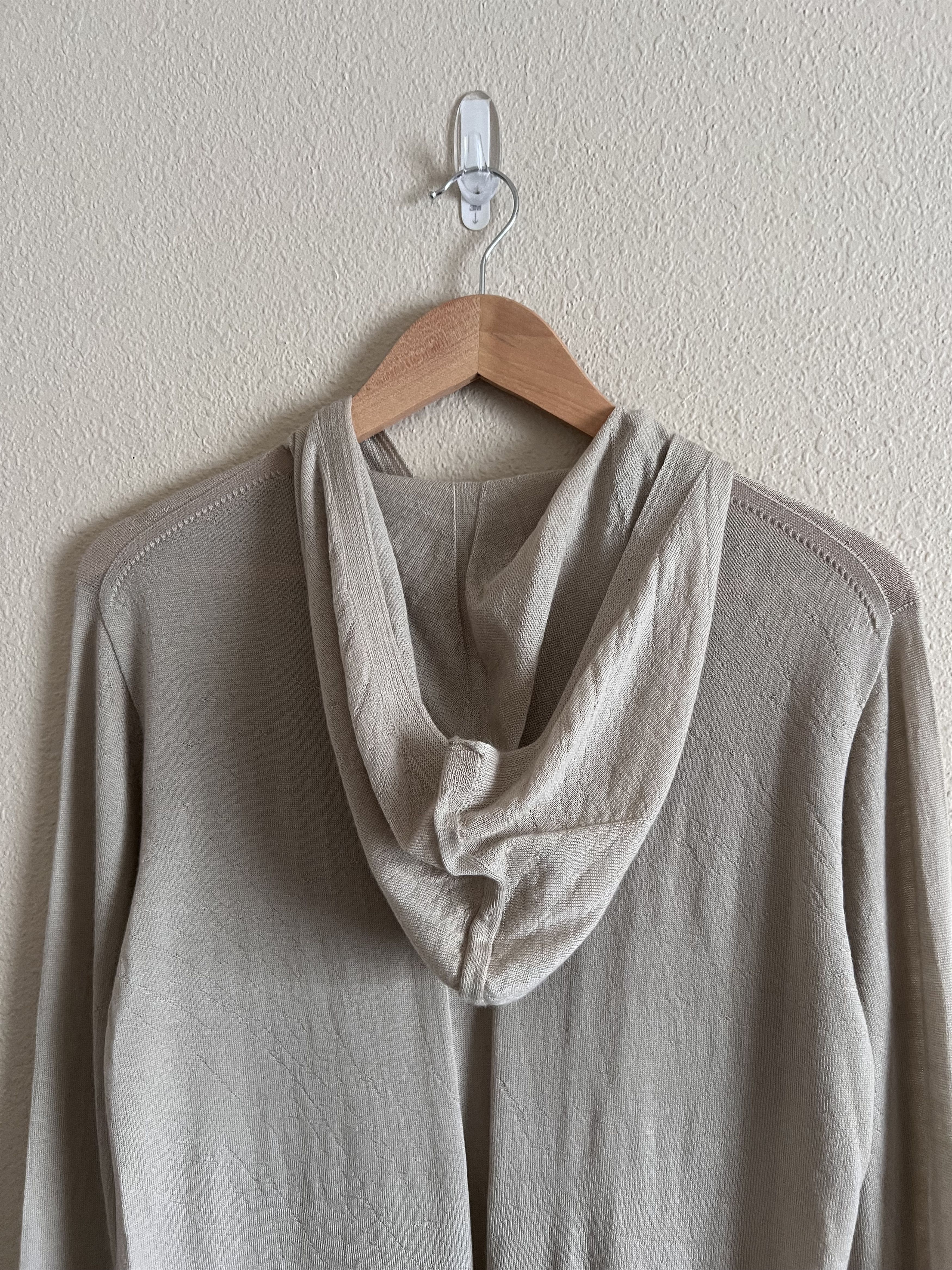 Rick Owens Rick Owens Cashmere Longsleeve Hoody in Pearl Size US M / EU 48-50 / 2 - 6 Thumbnail