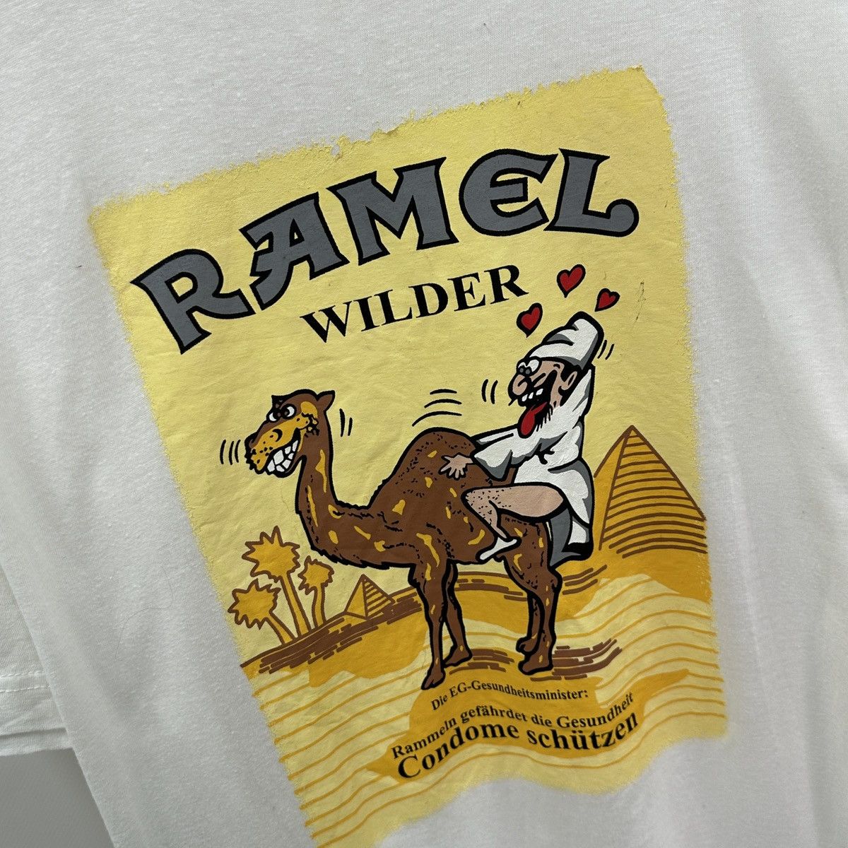 Vintage Vintage 90s Ramel Camel humor sex tee Condom promo y2k hype Size US XXL / EU 58 / 5 - 4 Thumbnail