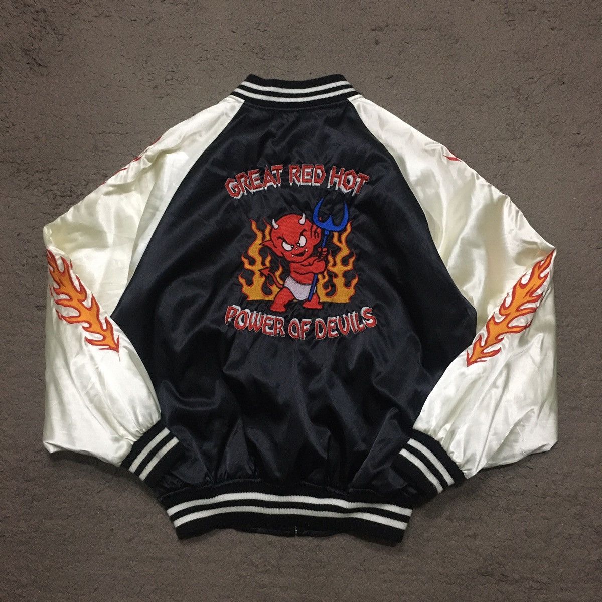 Japanese Brand × Vintage Rare Devils Embroidery Sukajan Jacket Size US XL / EU 56 / 4 - 9 Thumbnail