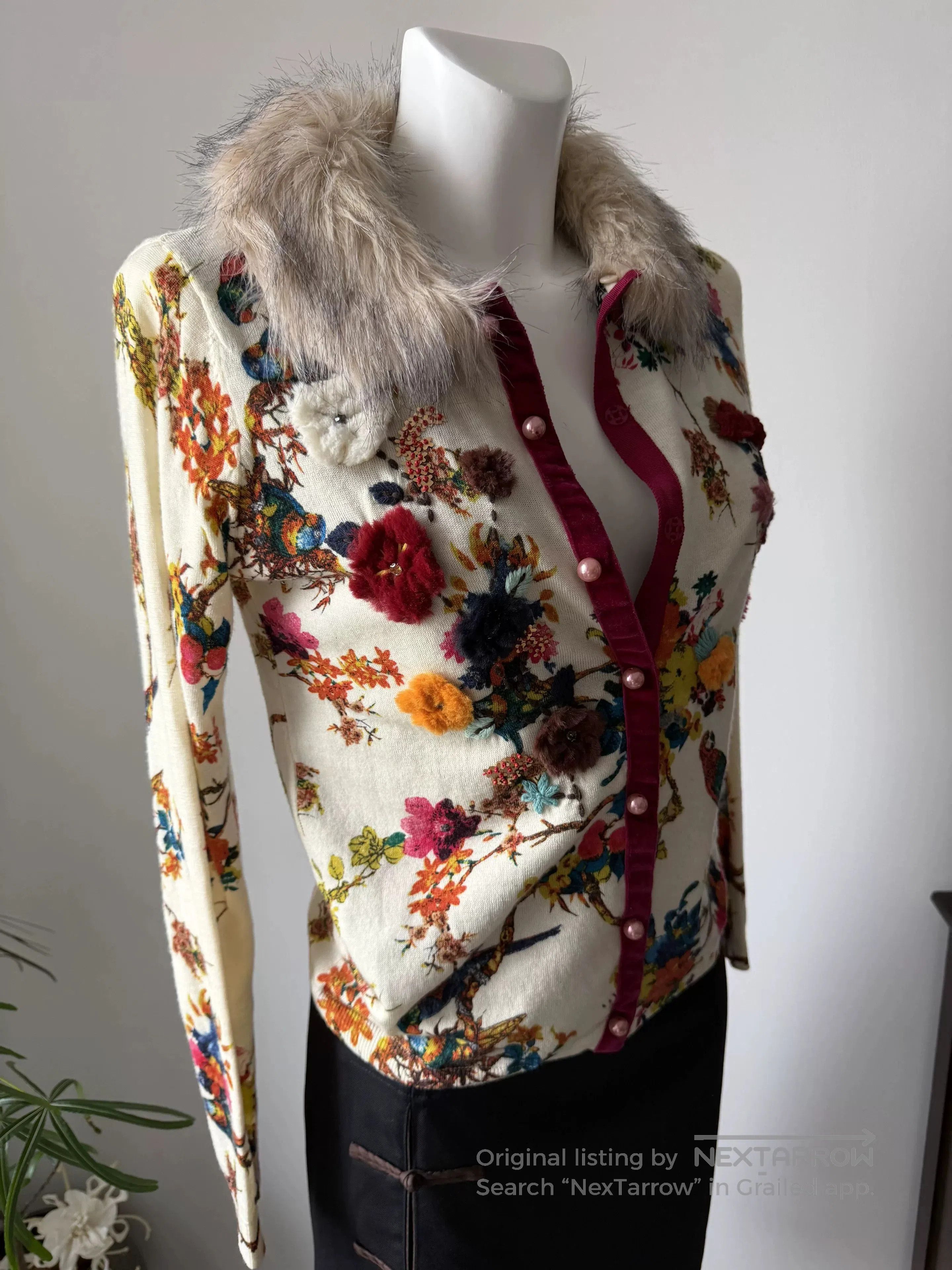 TWINSET TWINSET Floral Bird Embroidery Fur Collar Knit Jacket. Size M / US 6-8 / IT 42-44 - 7 Thumbnail