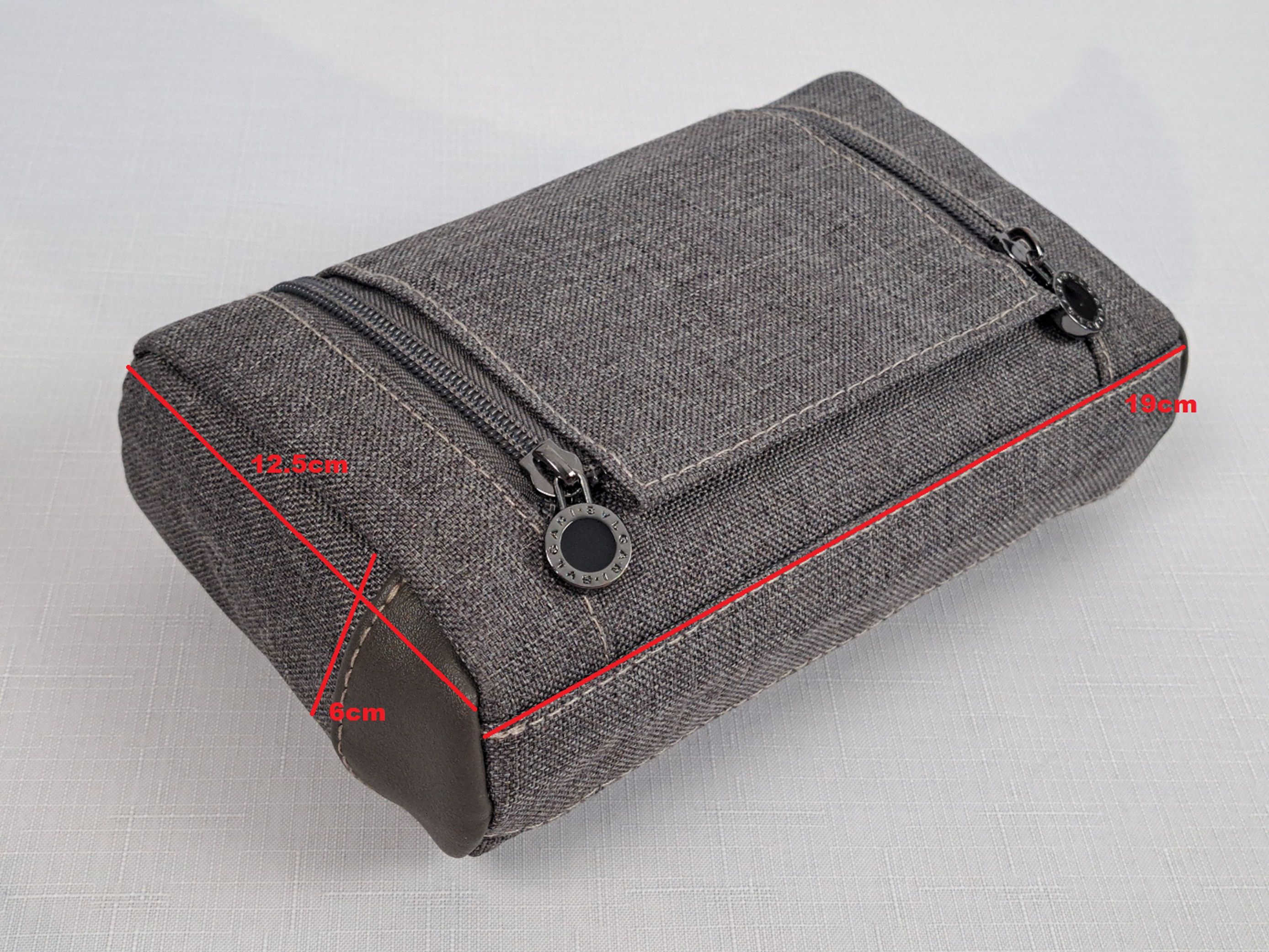 Bvlgari Bvlgari cosmetic travel/toilet bag. Size ONE SIZE - 12 Thumbnail