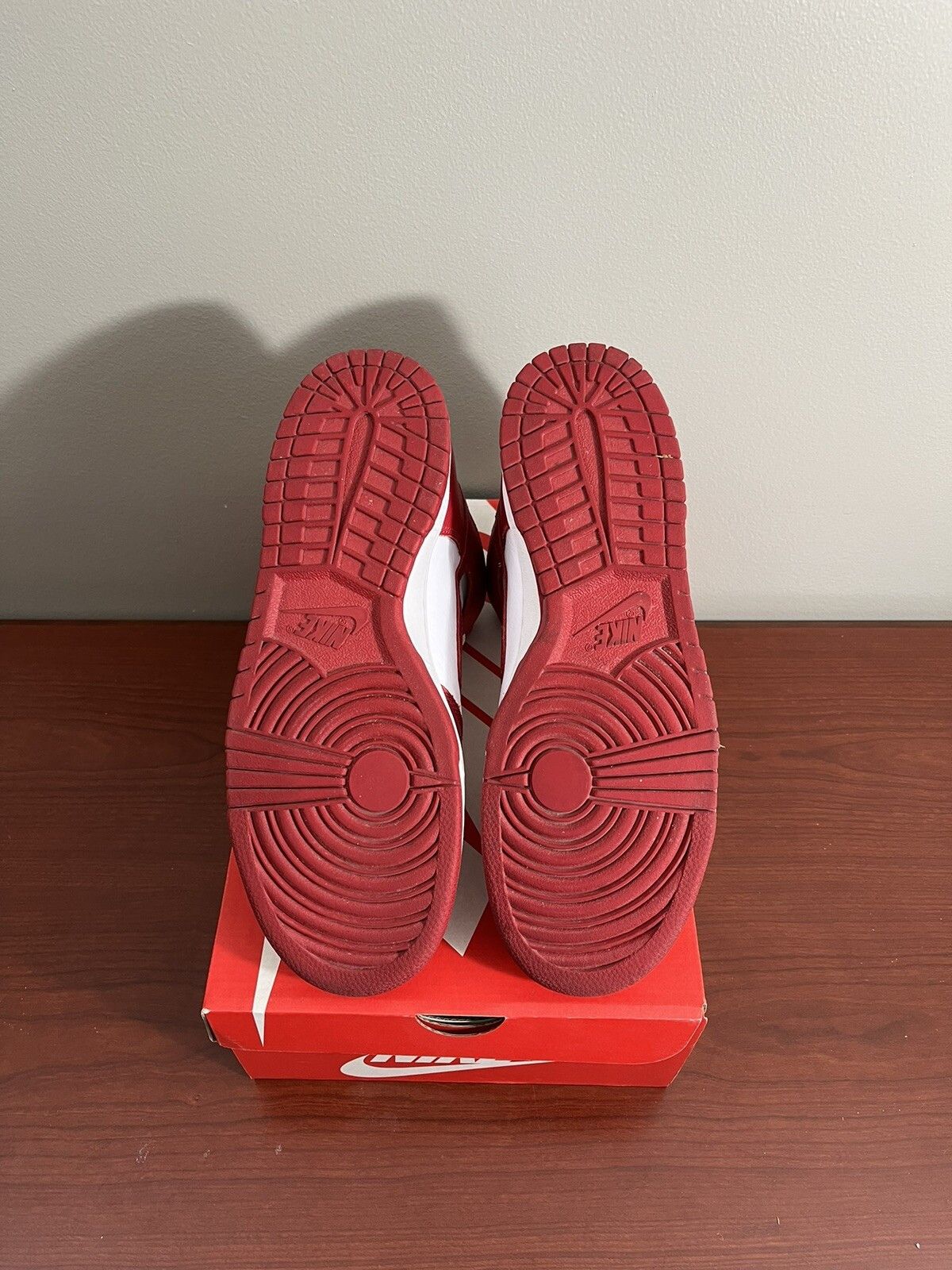 Nike Nike Dunk High St. Johns 2016 btts pack Size 10 Virgil Red Size US 10 / EU 43 - 8 Thumbnail