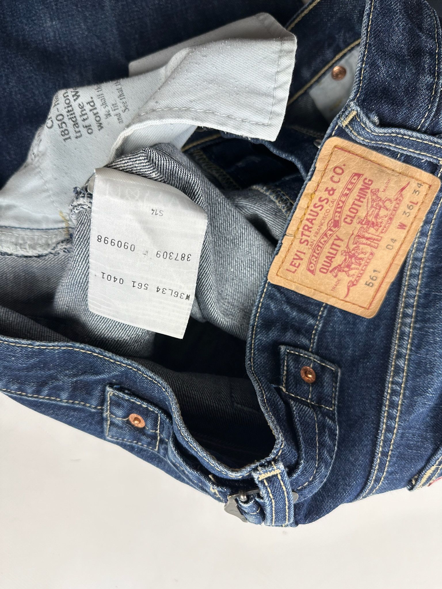 Levi's LEVI'S ENGINEERED JEANS style 561 buckle back VINTAGE DENIM Size US 36 / EU 52 - 5 Thumbnail