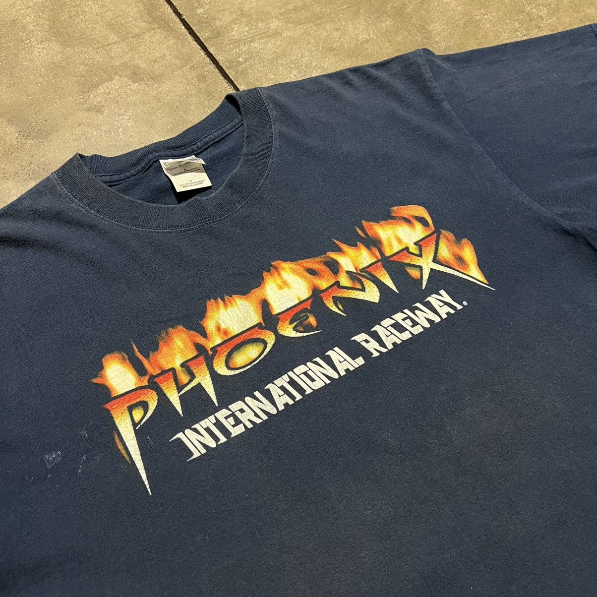NASCAR Vintage Y2K NASCAR Racing T Shirt Phoenix Raceway Y2K Flames Size US L / EU 52-54 / 3 - 5 Thumbnail