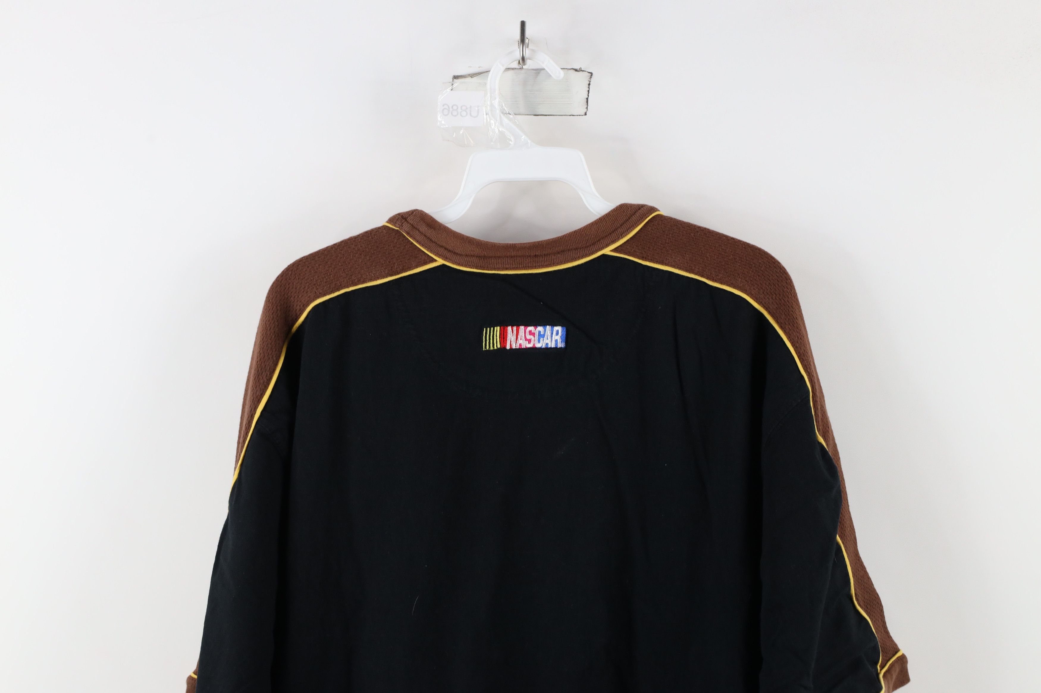 Vintage Vintage 90s NASCAR Out Dale Jarrett Racing T-Shirt Black Size US XL / EU 56 / 4 - 11 Thumbnail