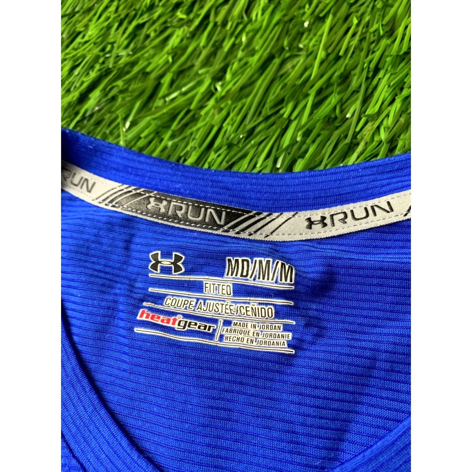 Under Armour UNDER ARMOUR RUN 2015 TRAINING HEATGEAR COMPRESSION SHIRT JERSEY ORIGINAL SIZE M Shirt Men XS? Size US M / EU 48-50 / 2 - 4 Thumbnail