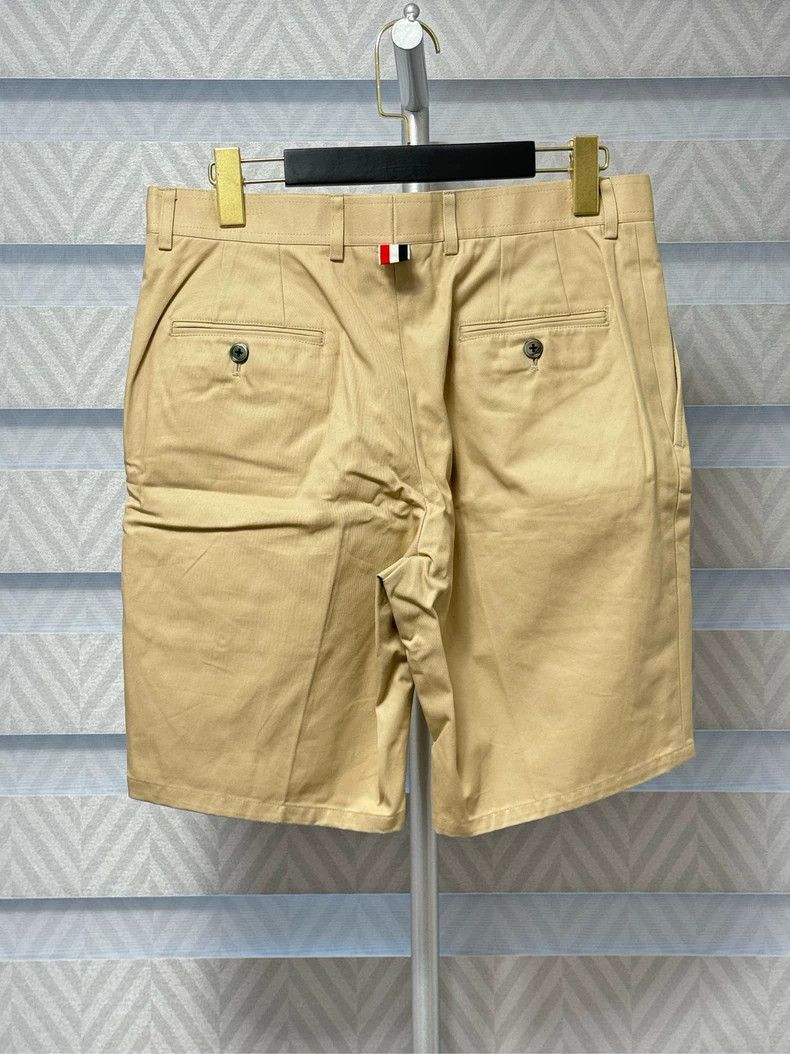 Thom Browne Thom Browne size2 Casual khaki shorts Size US 27 - 4 Thumbnail